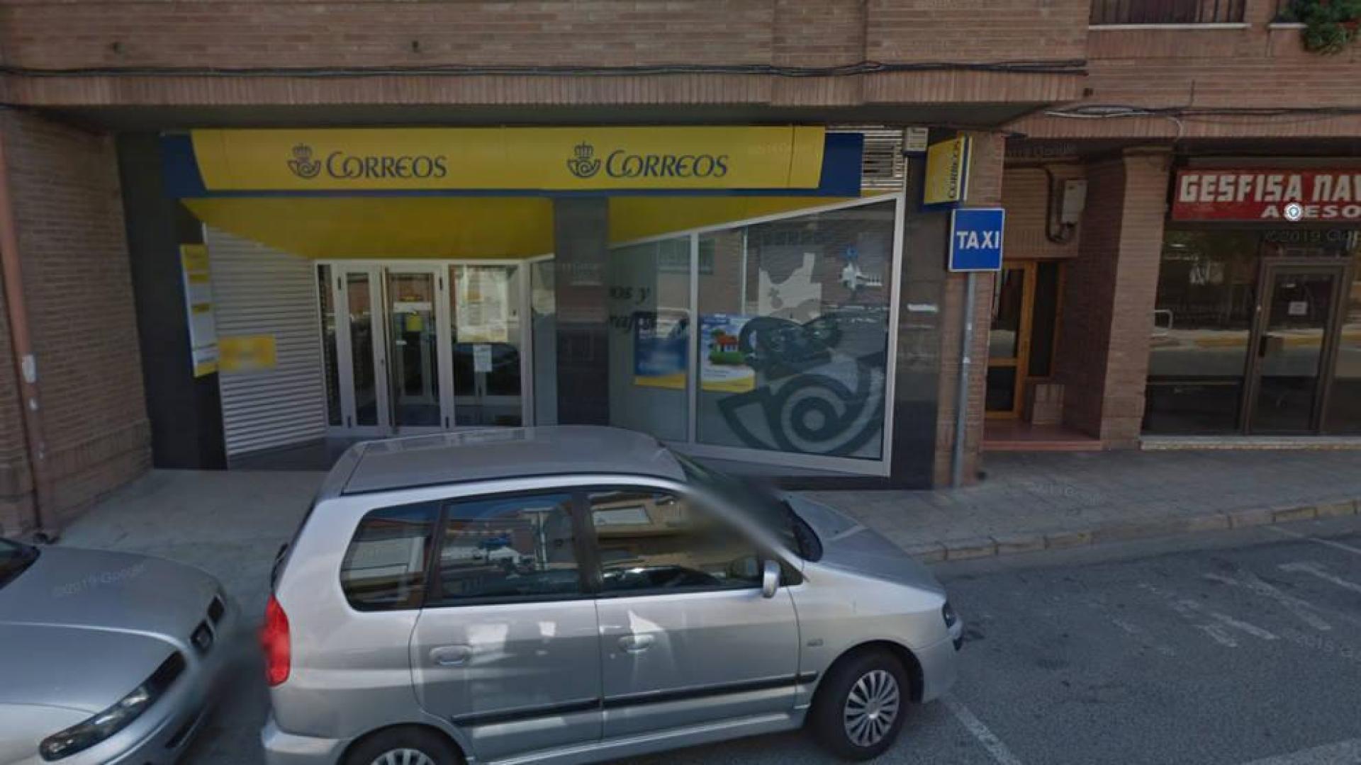 Correos estudia cerrar o reestructurar su oficina en San Adrián