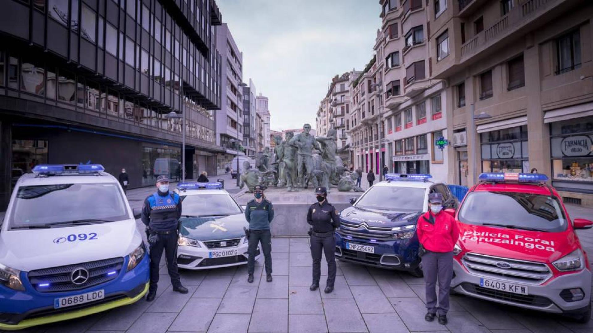 Las policías aumentan su presencia en campaña "Comercio seguro" de Navidad