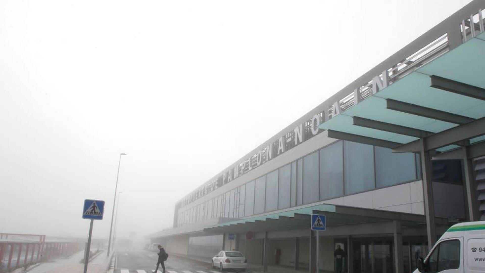 Niebla en el aeropuerto de Noáin.