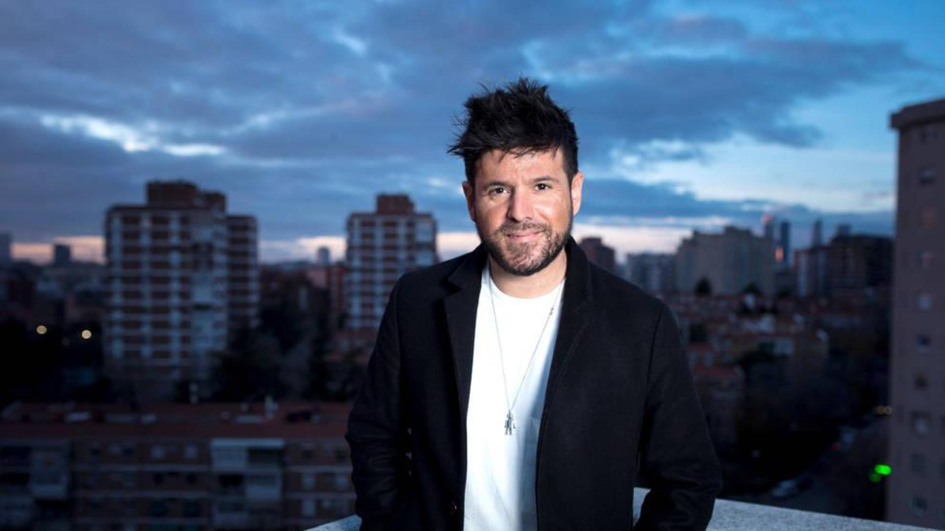 Pablo López "No ando instalado en el masoquismo, para escribir necesito vida"