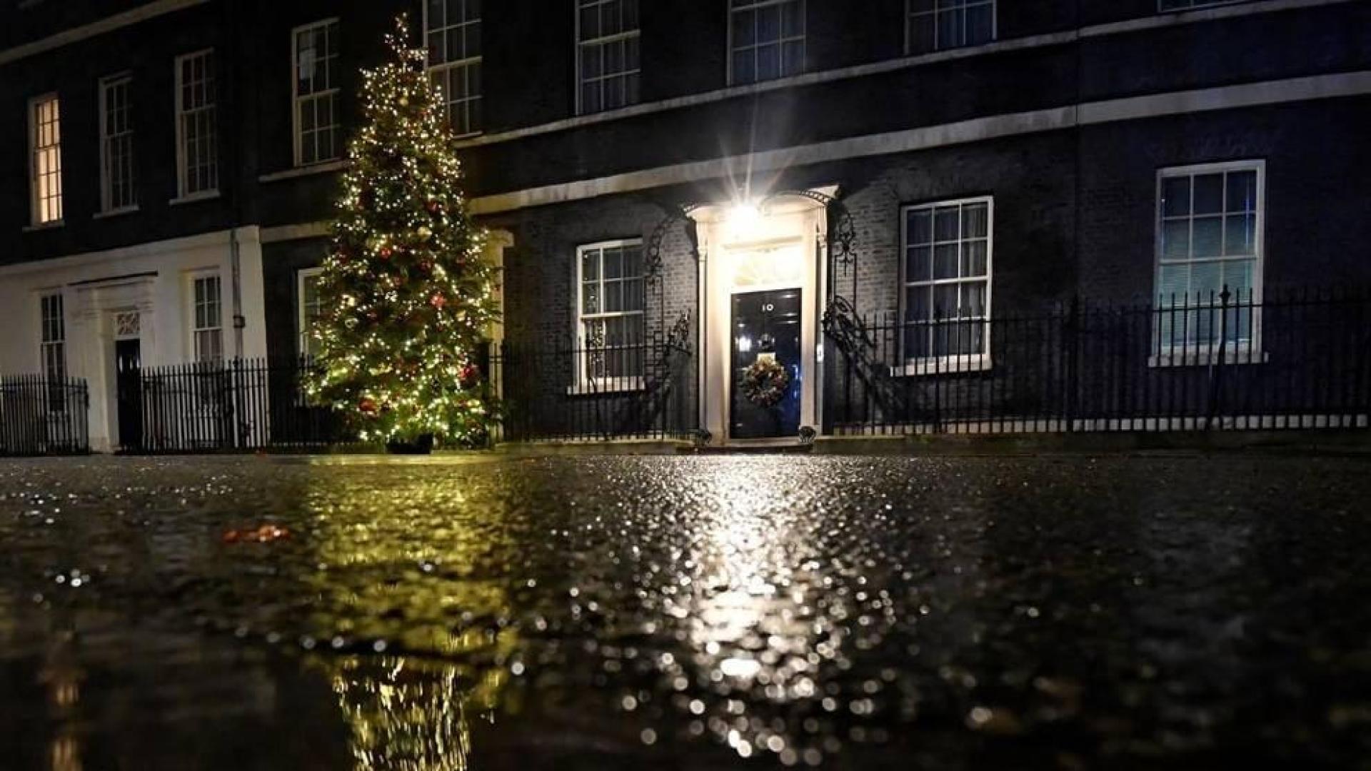 Más de 20 millones de personas están confinadas en Inglaterra