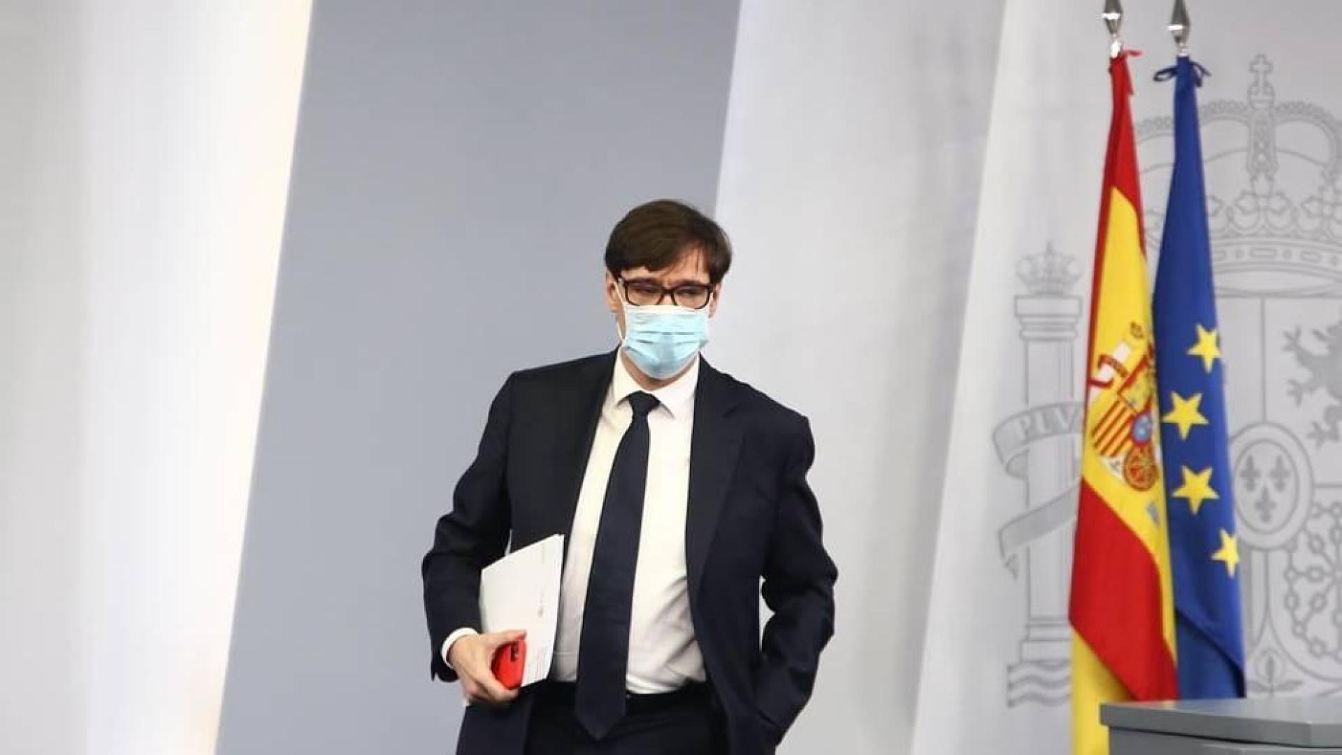 Illa dice que la vacuna es efectiva contra la nueva cepa, aún no detectada en España