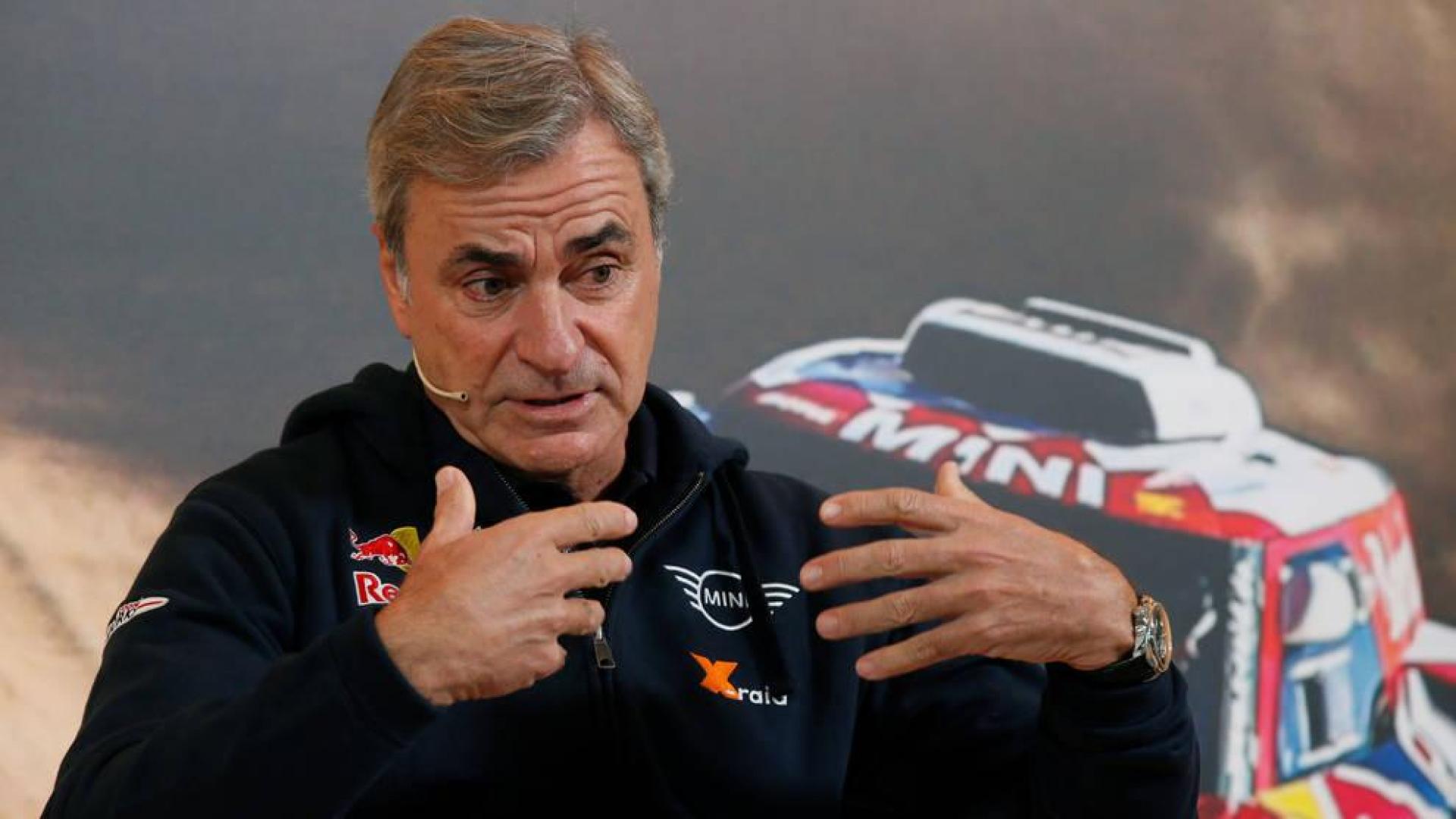 El piloto español de rally Carlos Sainz, en una rueda de prensa antes del próximo Dakar