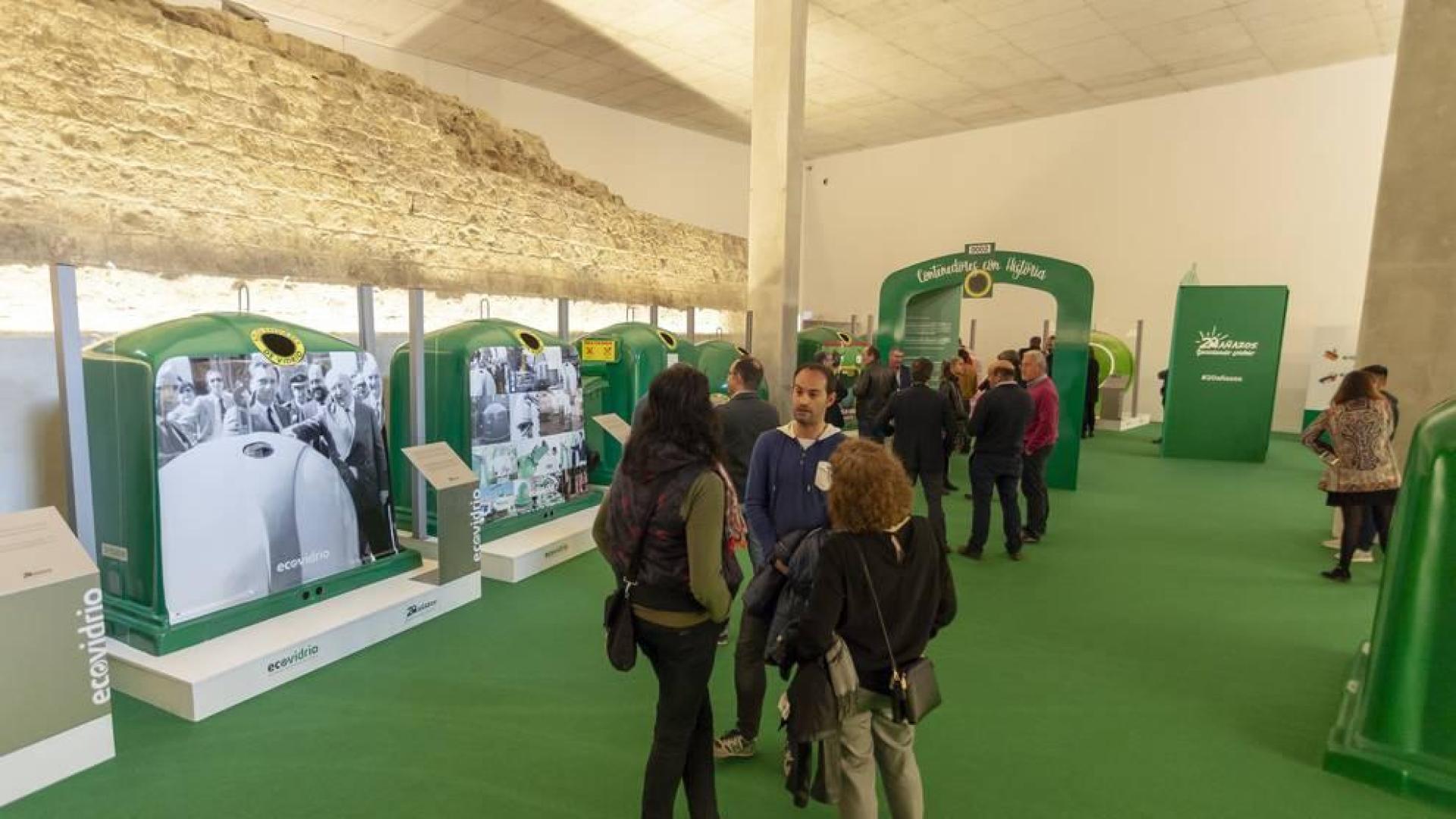 Una exposición de todos sobre reciclaje de vidrio en Baluarte