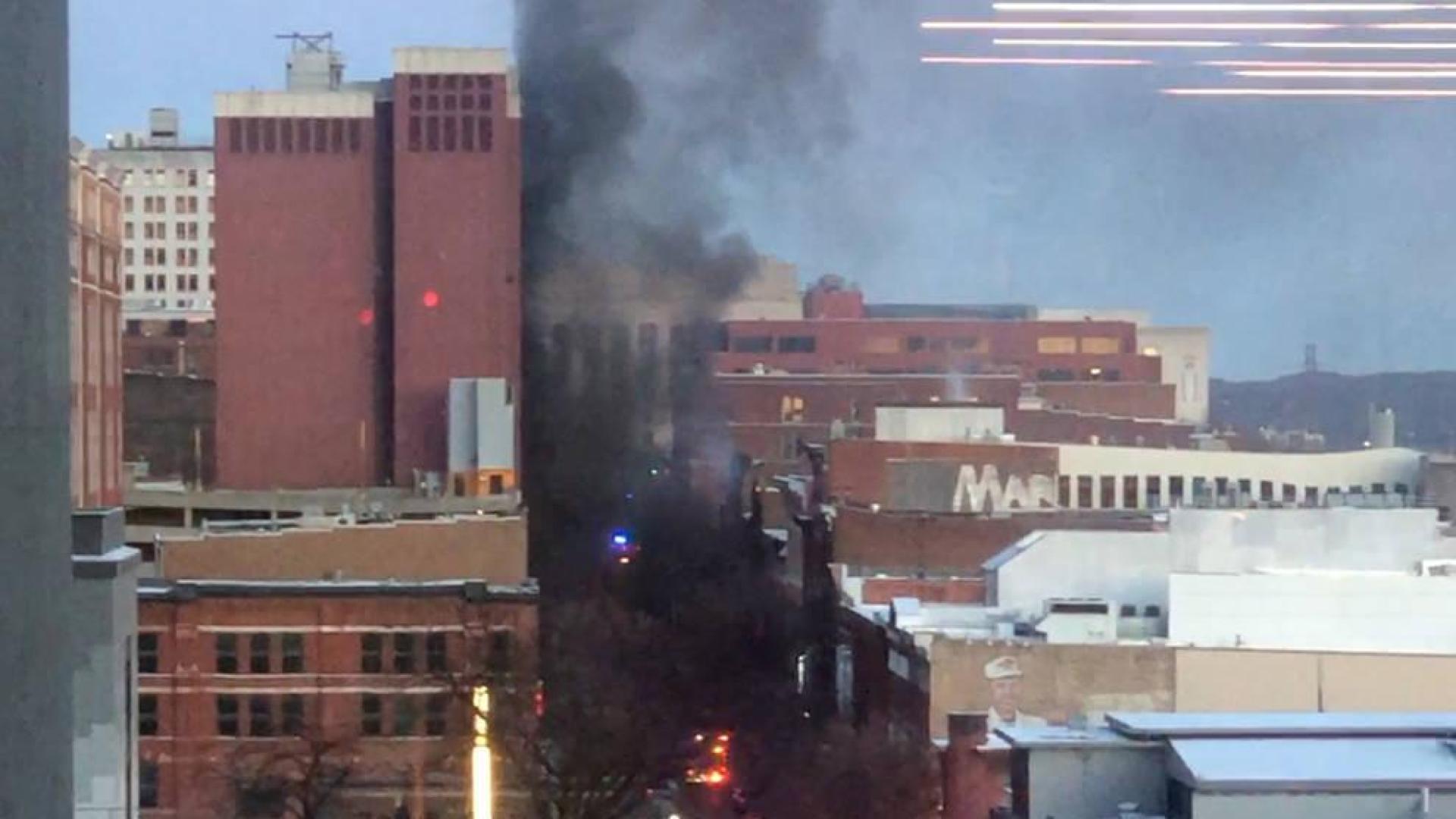 Imagen tras la explosión en el centro de Nashville.