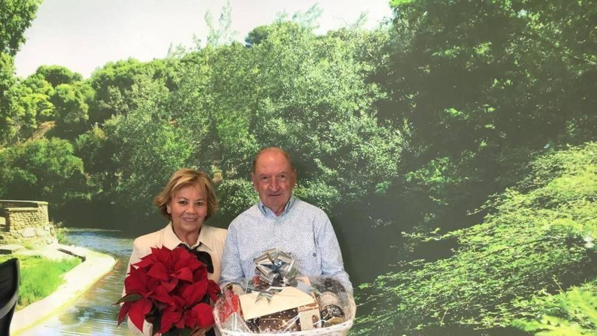 Caja Rural ha homenajeado a un centenar de matrimonios navarros por sus bodas de oro