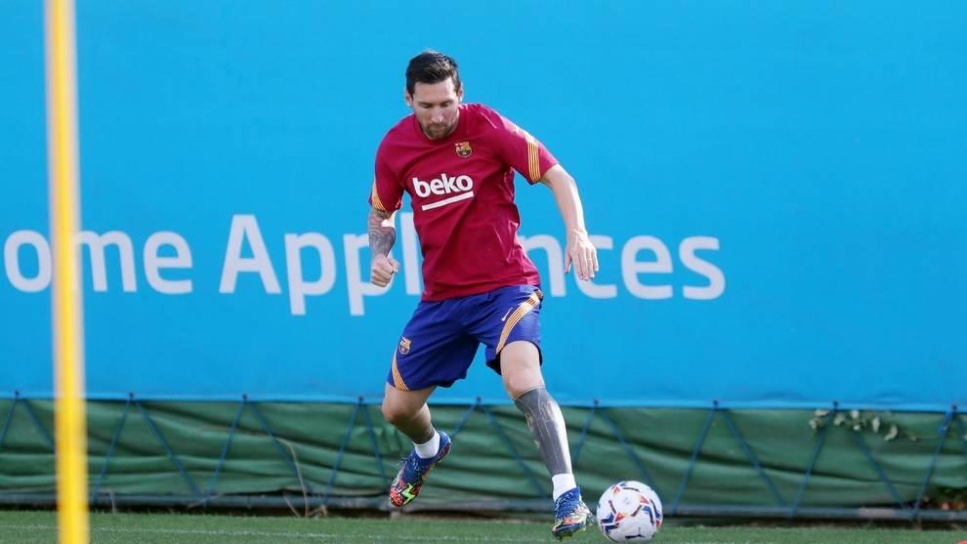 Messi, el primero del equipo en llegar al entrenamiento