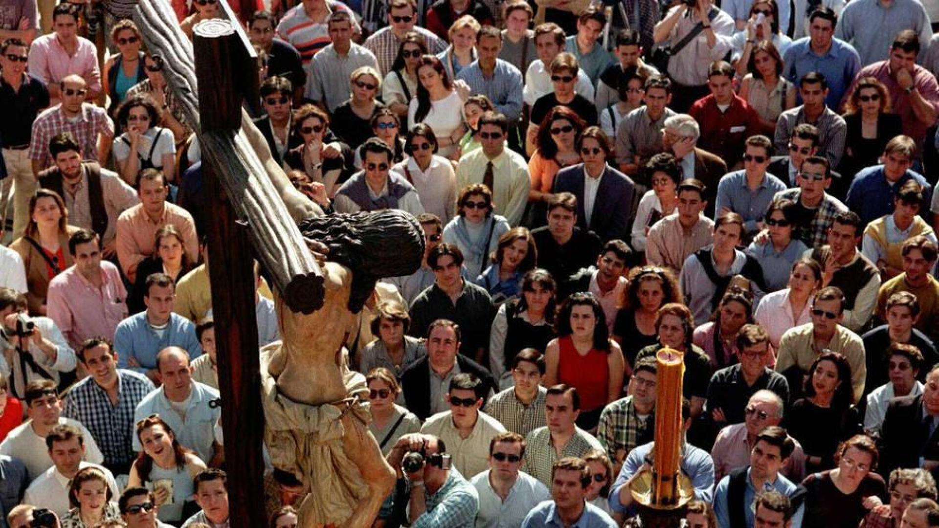 Alquilar un balcón en Sevilla para ver la procesión ronda los 10.000 euros