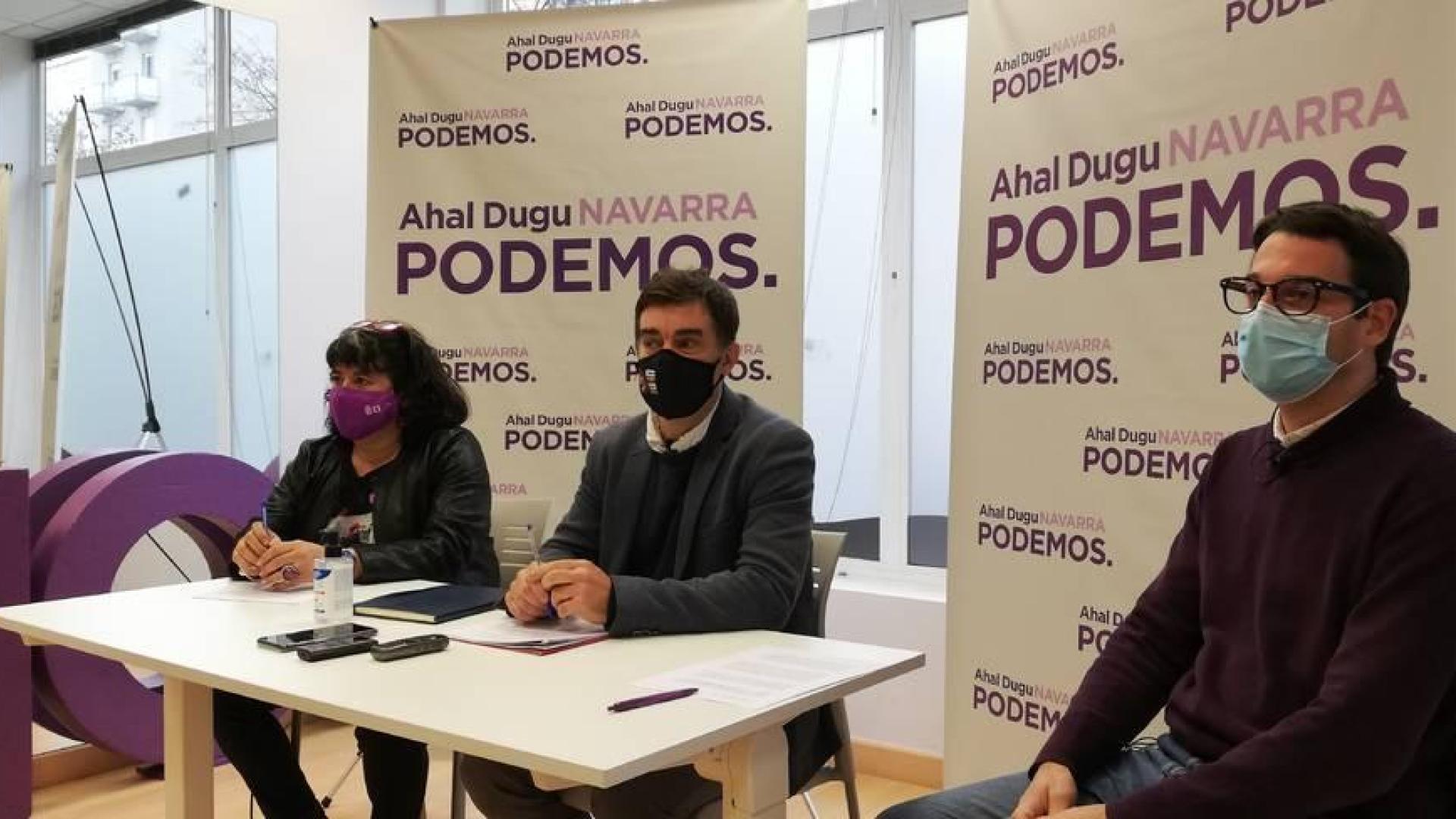 Eva Istúriz, Eduardo Santos y Carlos Amatriain.