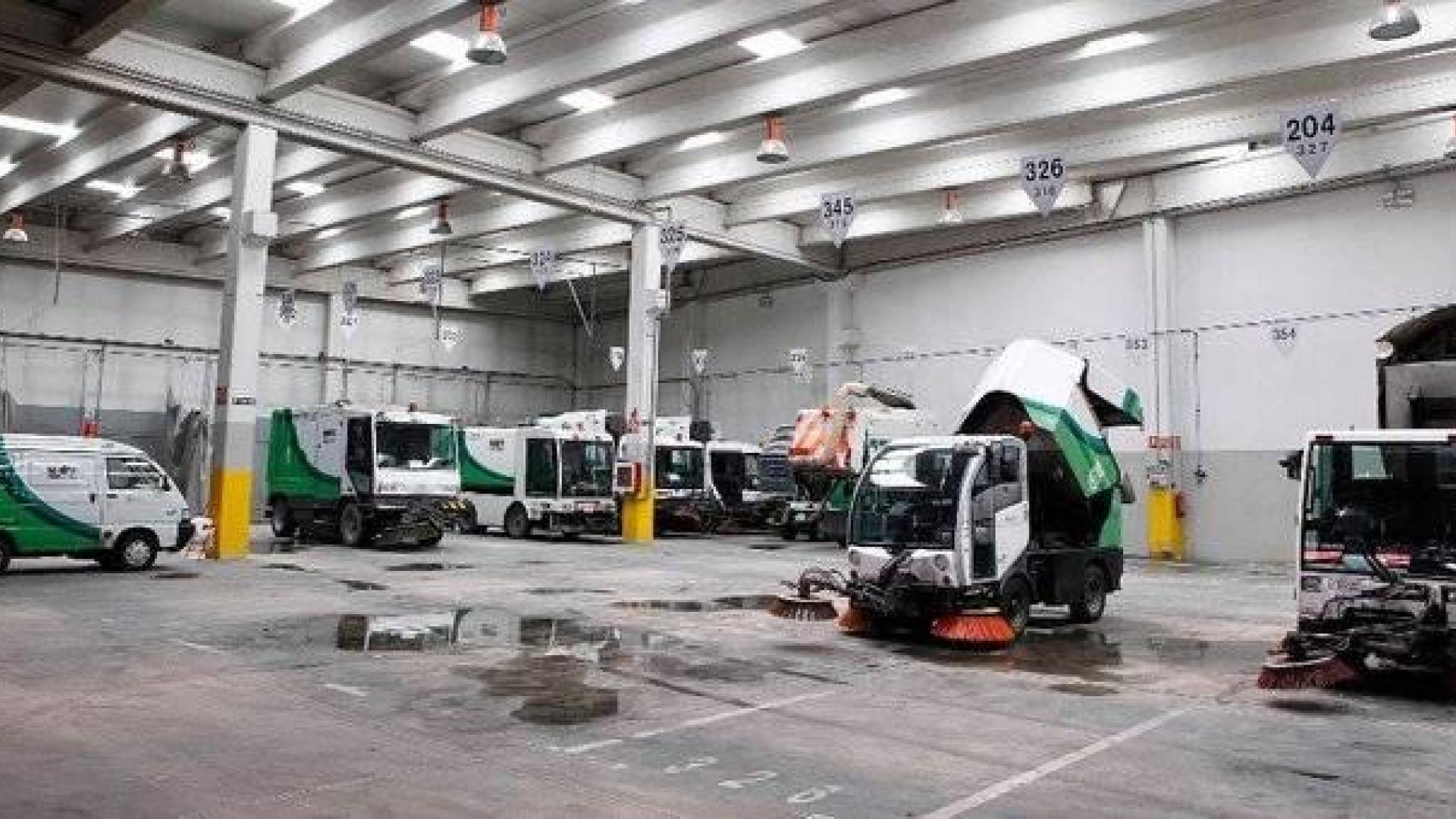 Máquinas barredoras del servicio de limpieza de Pamplona