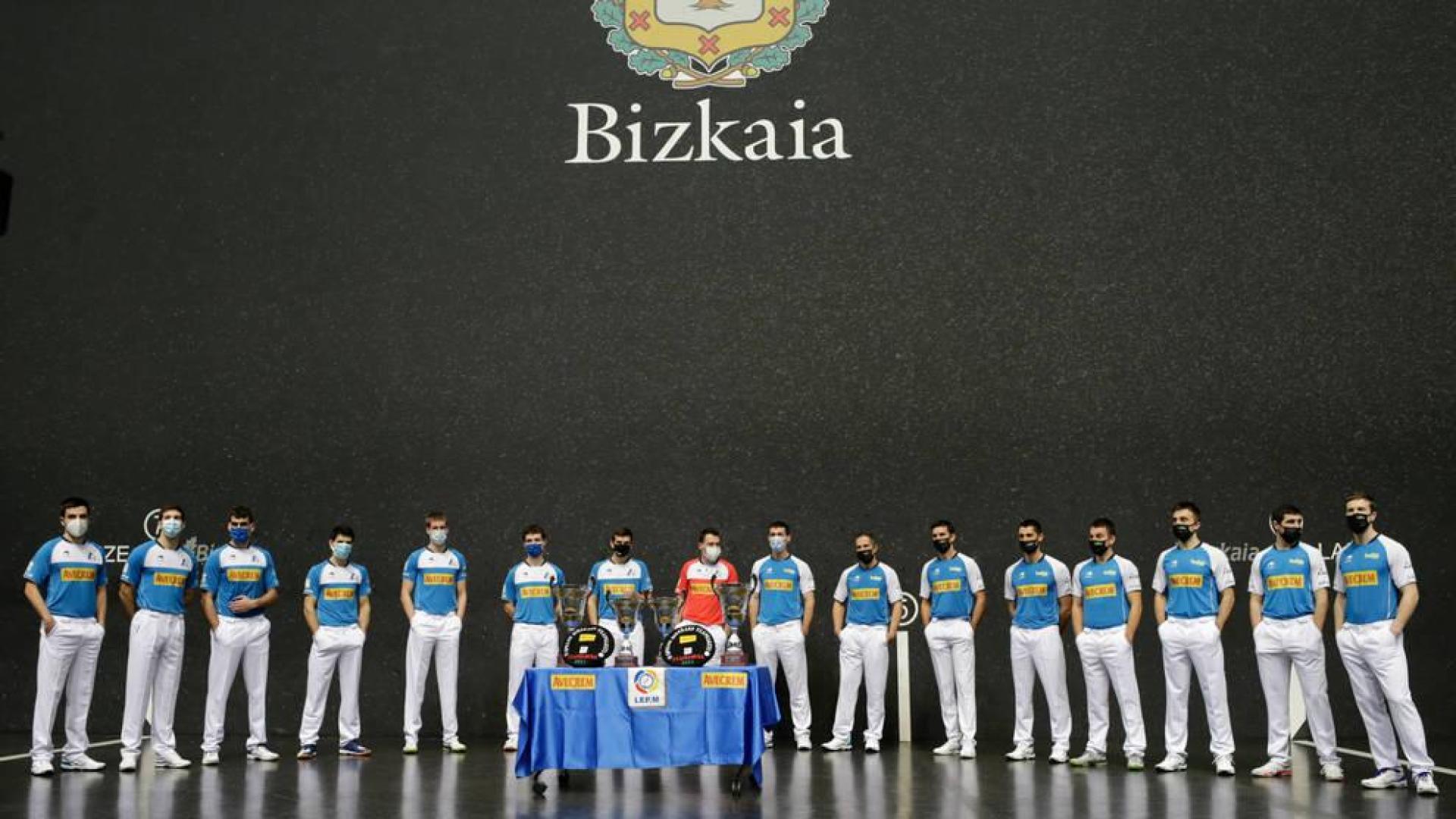 Aspe prescinde de Irribarria como titular y recupera a Elezkano II