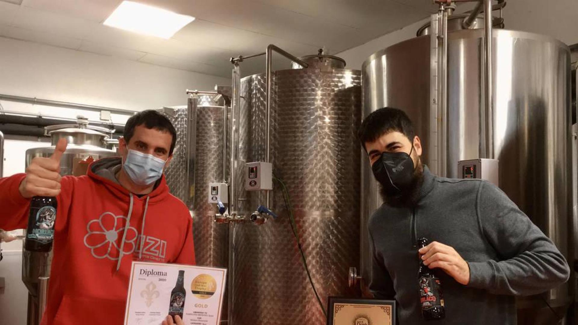 La cerveza navarra Morlaco recibe dos premios a nivel europeo