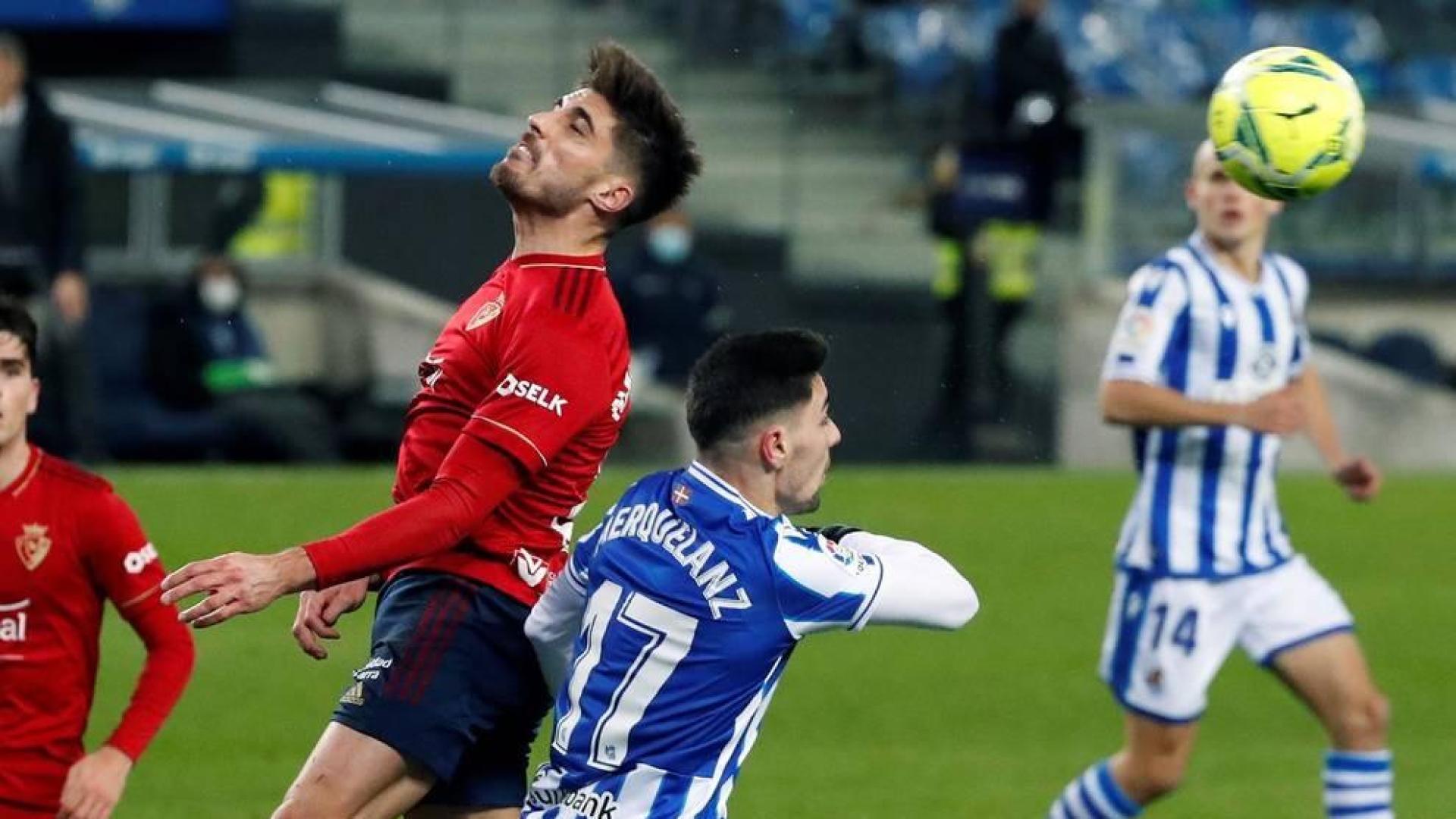 Imágenes del partido entre la Real Sociedad y Osasuna en el Reale Arena de San Sebastián.