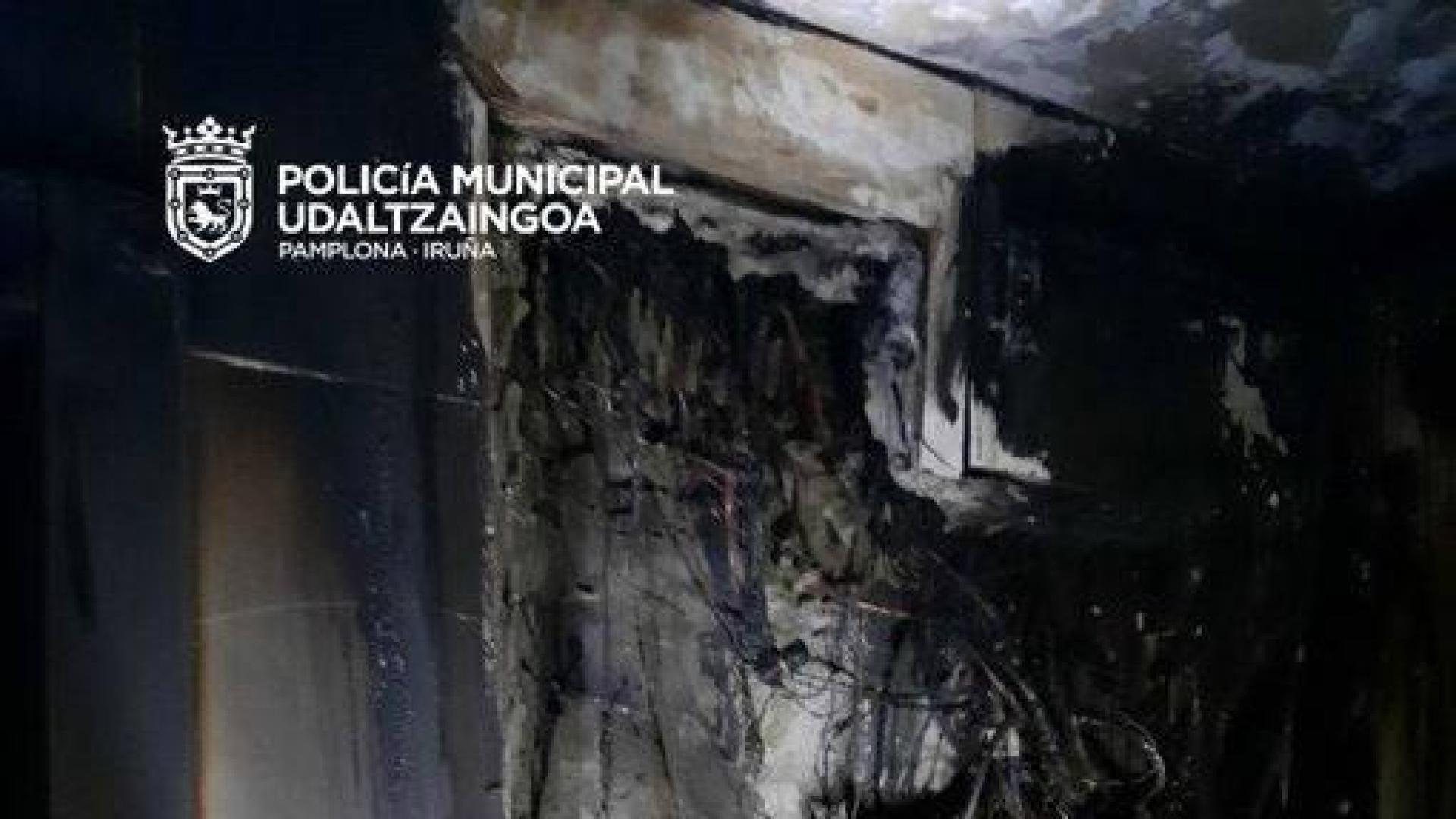 Atendido un matrimonio tras un incendio en un piso de Iturrama