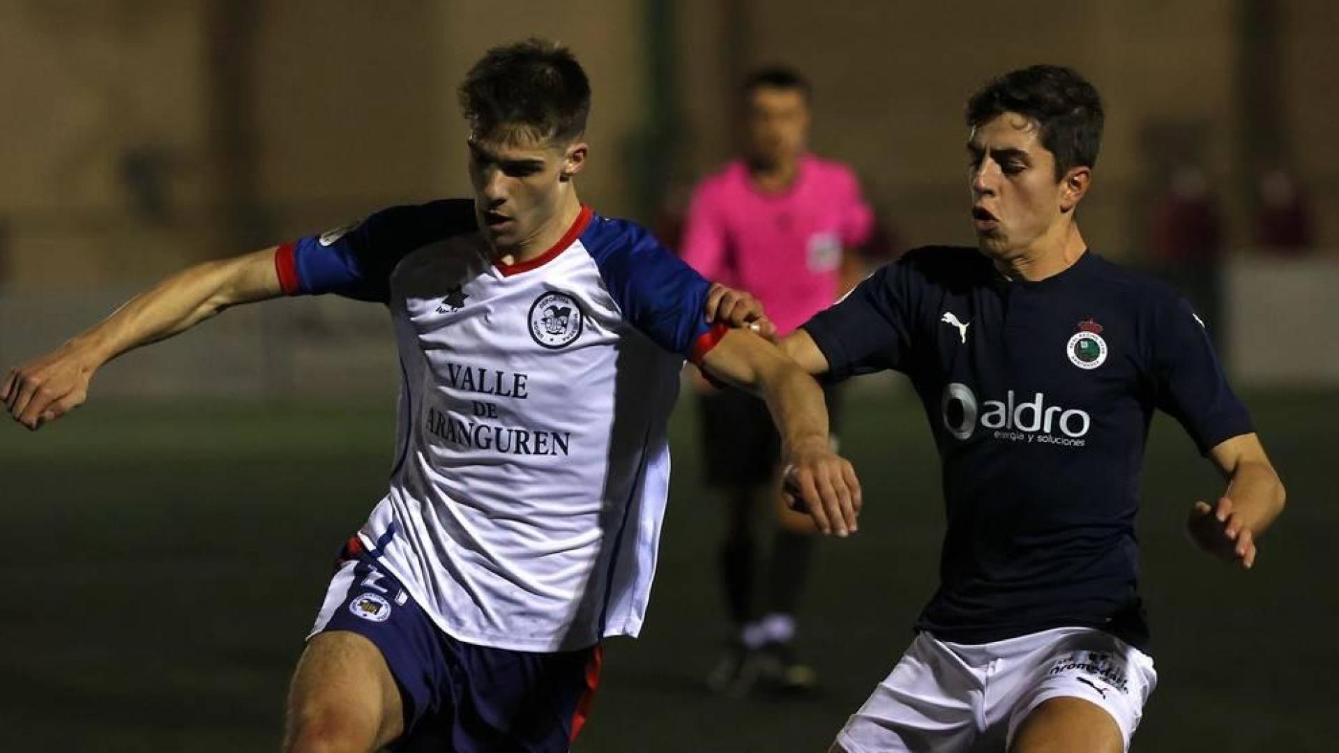 Imágenes del partido de primera ronda de la Copa del Rey disputado entre la Mutilvera y el Racing de Santander en Mutilva.