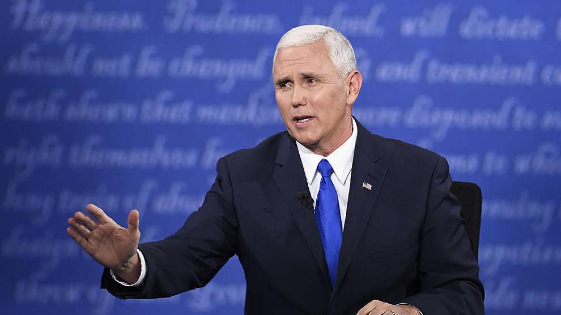 Pence sustituye a Christie como gestor de la transición en la Casa Blanca