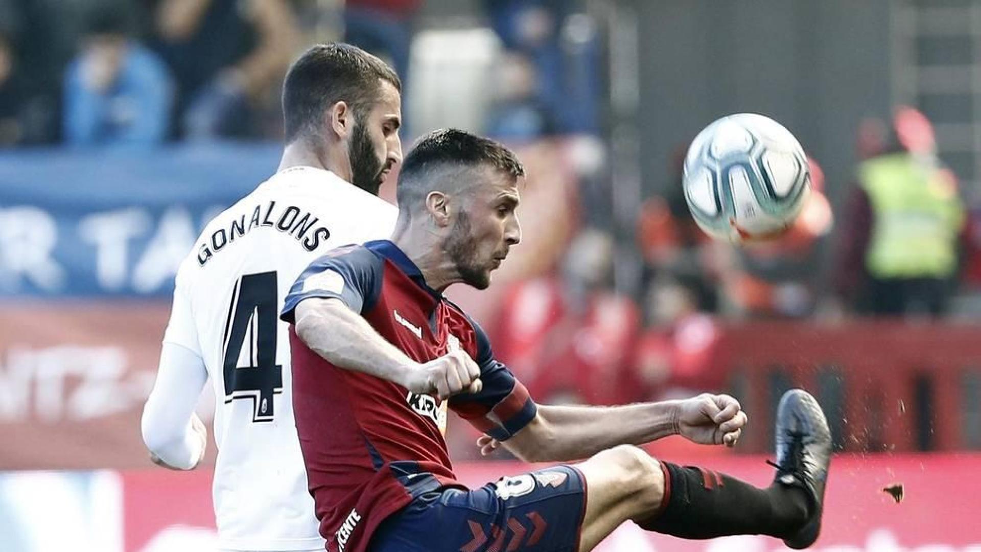 Imágenes del encuentro correspondiente a la Jornada 25 de LaLiga Santander disputado en el estadio de El Sadar.