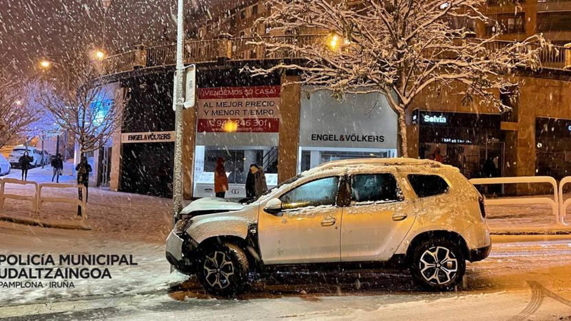 Registrados 10 accidentes este fin de semana en Pamplona debido al temporal