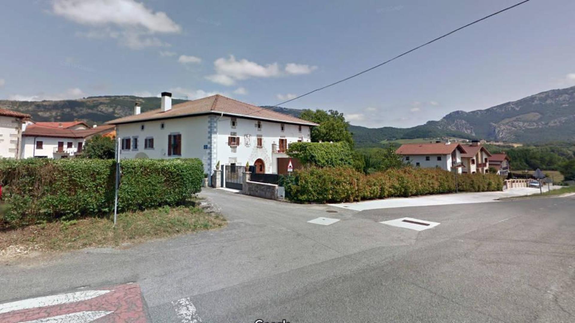 Cuatro intoxicados por inhalación del CO procedente de un brasero en una vivienda de Etxarren (Arakil)