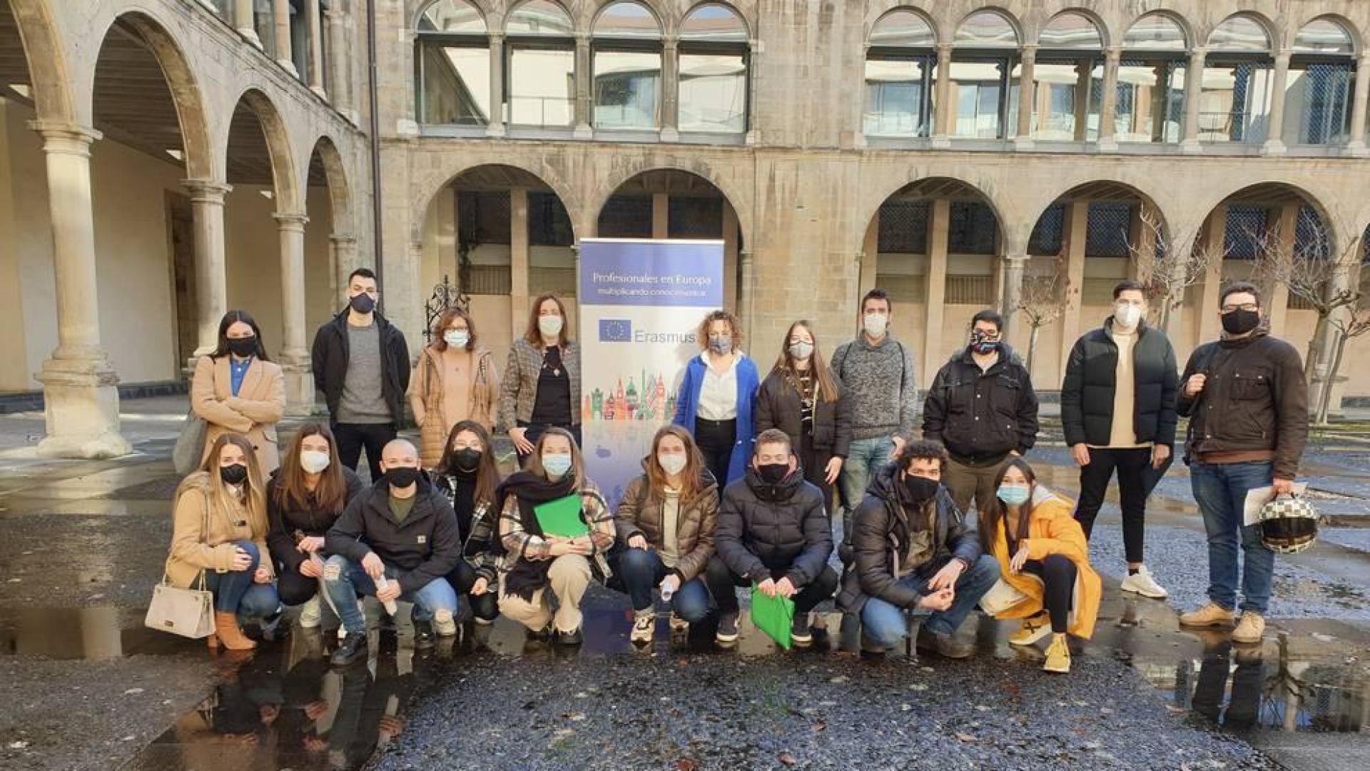 Alumnado del programa Erasmus+ de FP, en el Departamento de Educación.