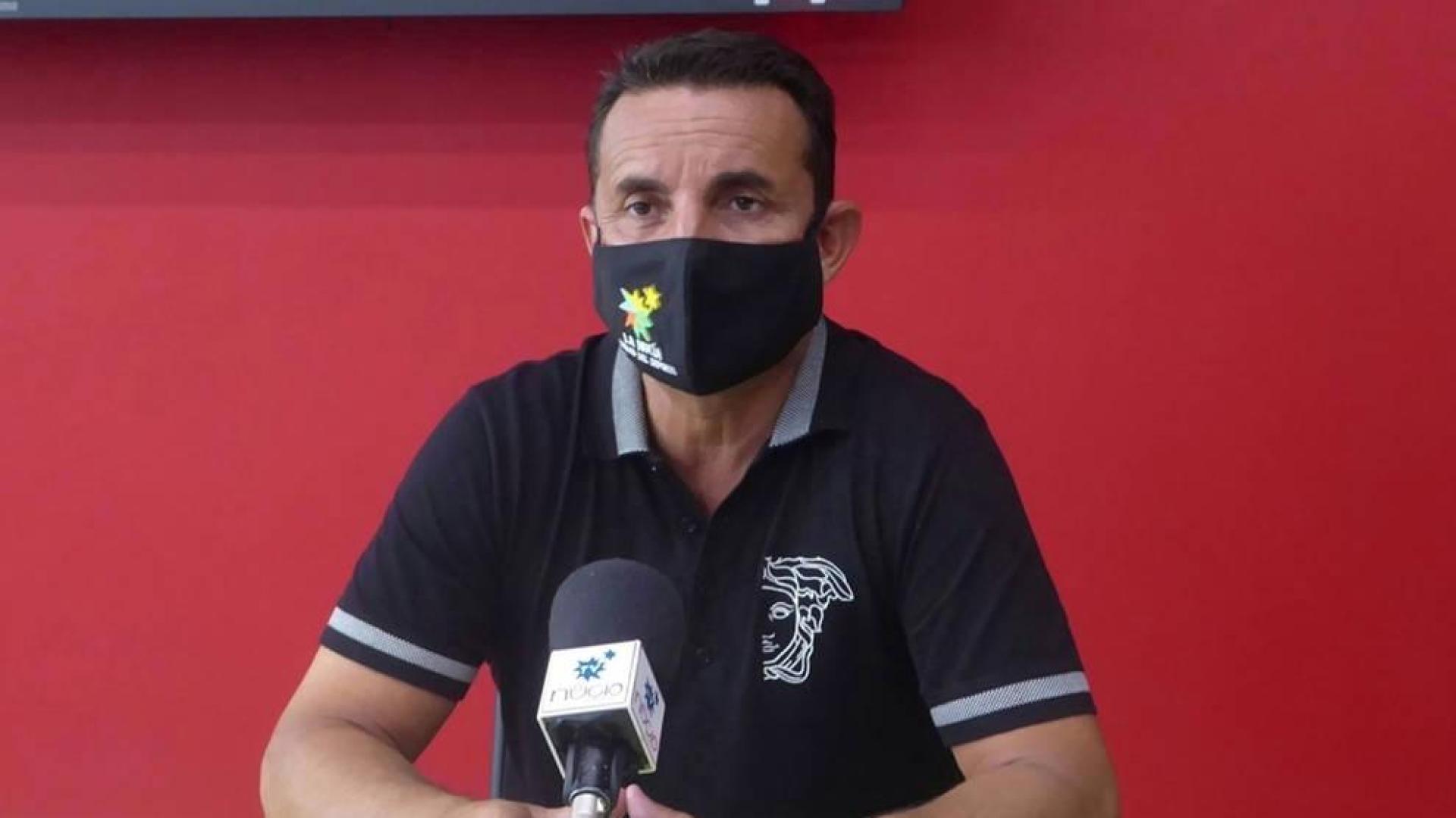Abren una investigación por la vacunación del alcalde de La Nucía (Alicante)