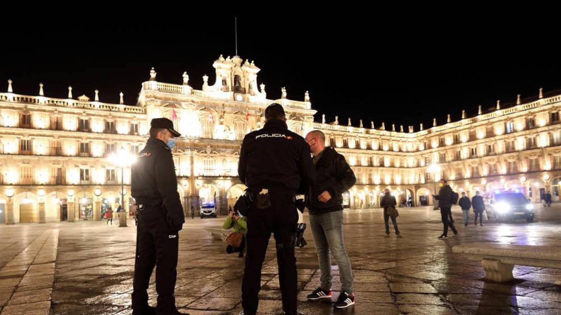 El Gobierno recurre el toque de queda desde las 20.00 de Castilla y León