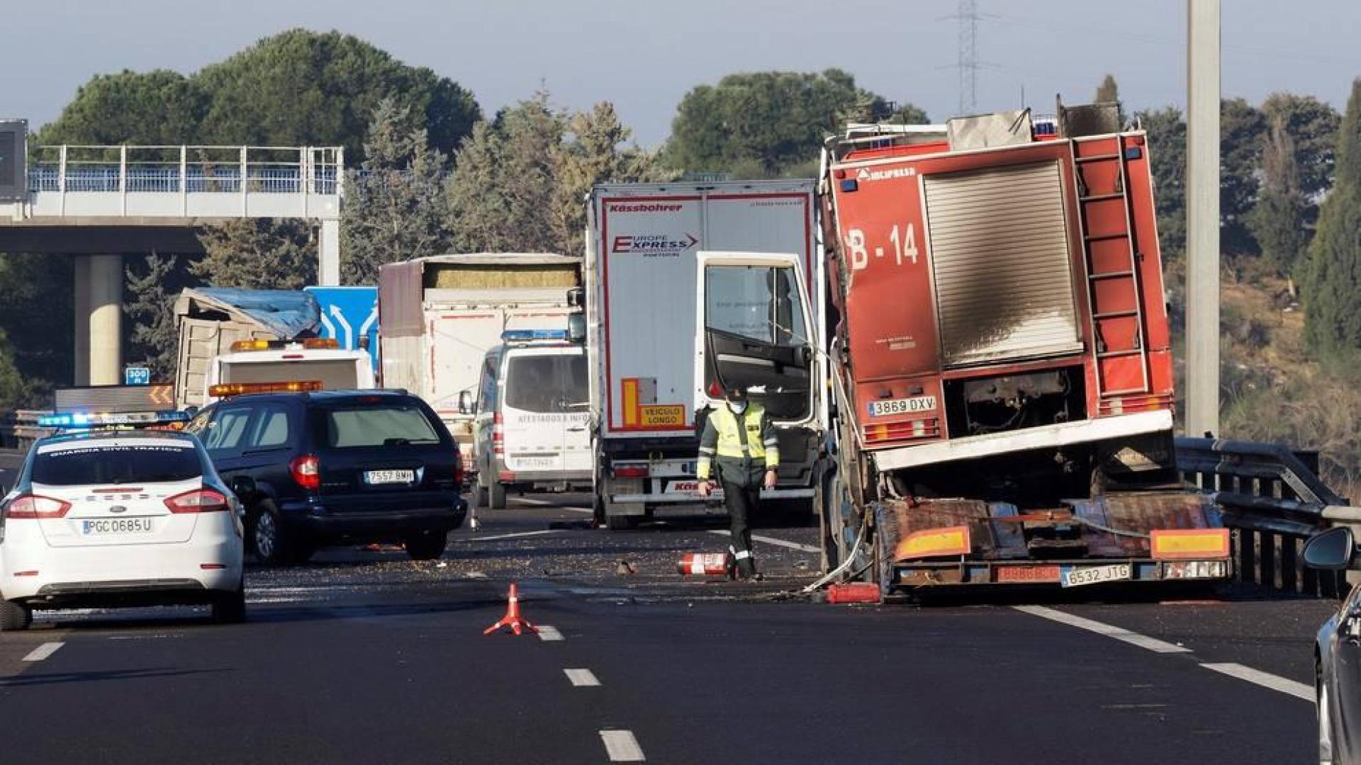 Uno de los camiones implicados en el accidente.
