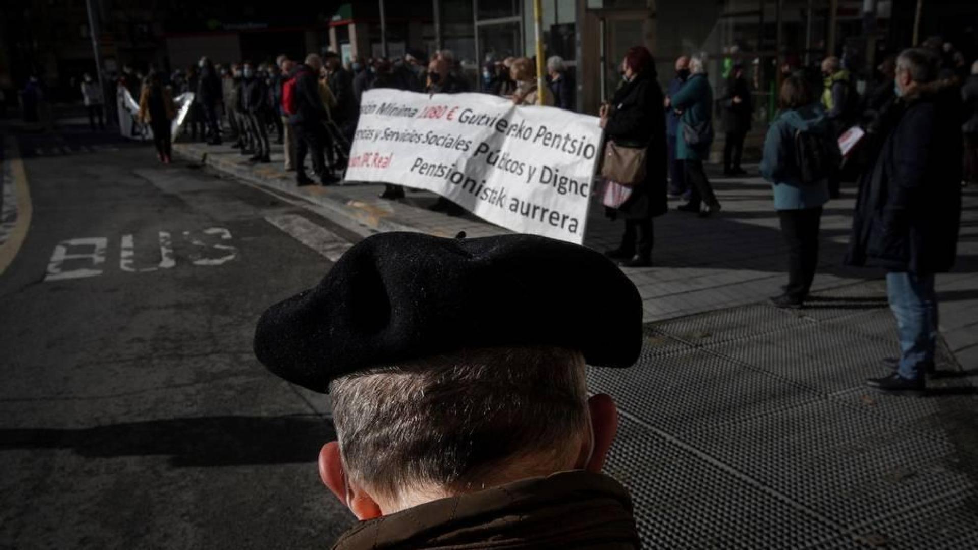 Pensionistas navarros defienden que el "sistema público de pensiones es sostenible"