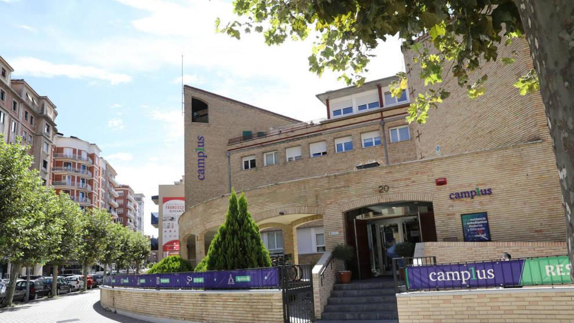 El cribado en la residencia Camplus arroja 18 positivos y el brote alcanza los 30 casos