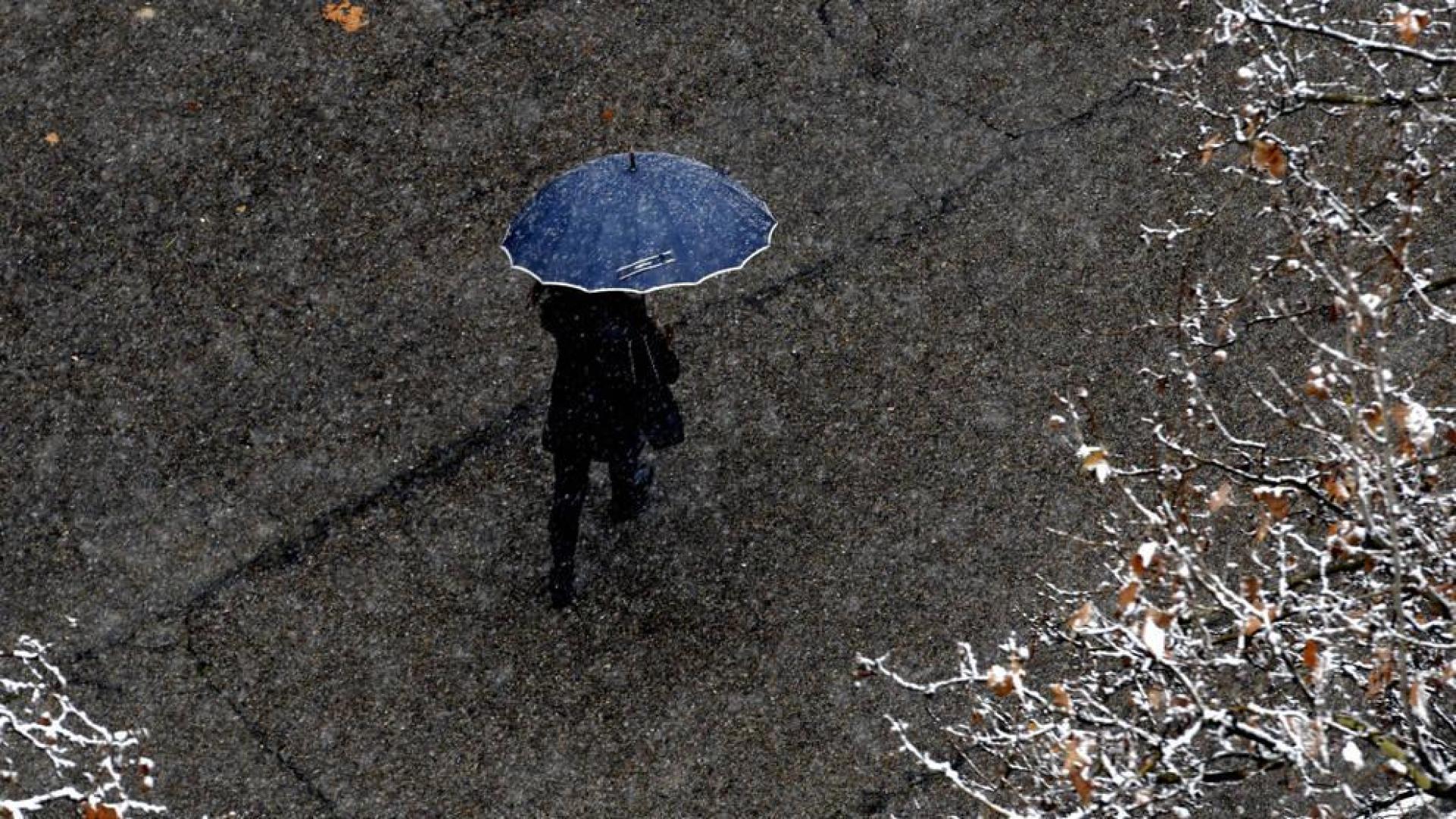 Fin de semana invernal con lluvia generalizada y nieve en montaña