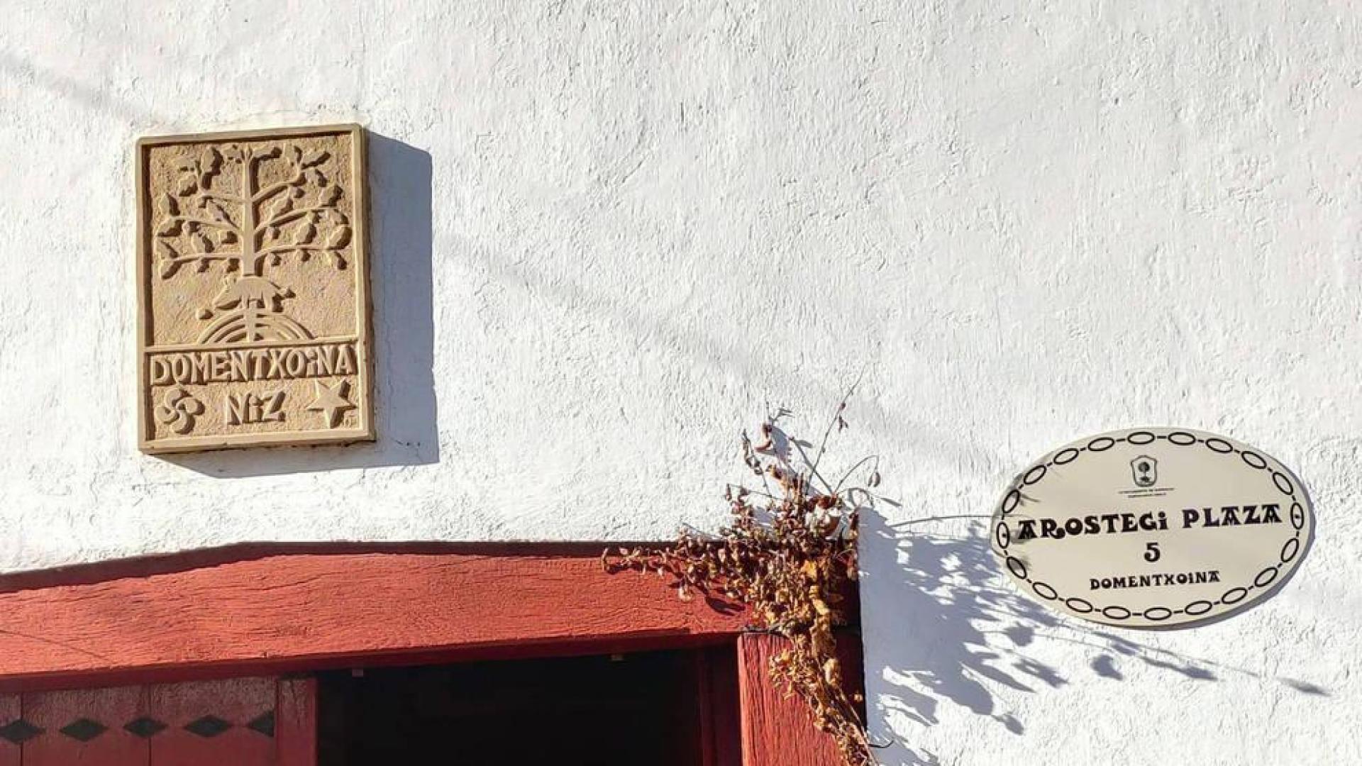 Garralda 'bautiza' sus 146 casas