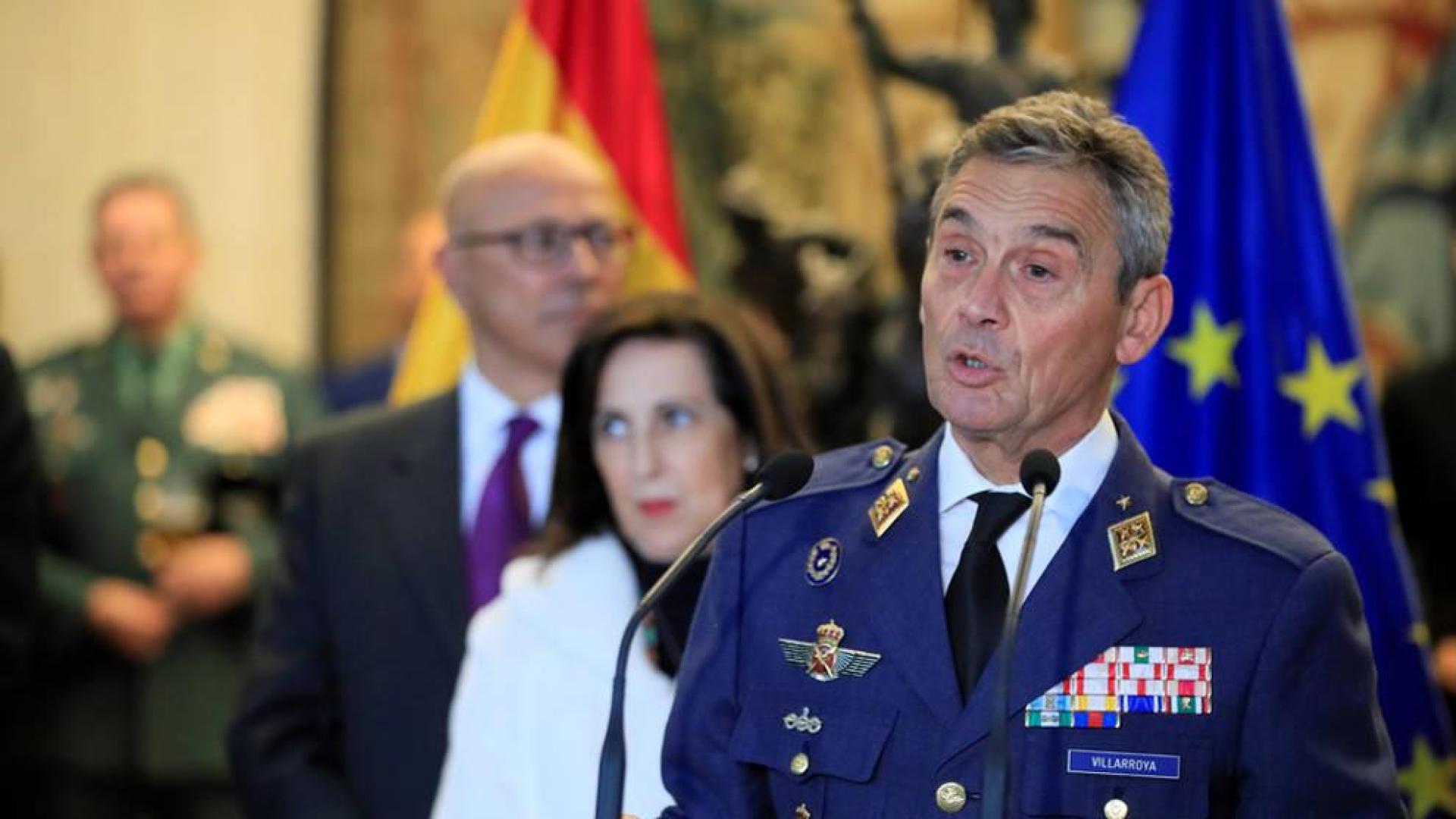 El JEMAD presenta su dimisión a la ministra Robles