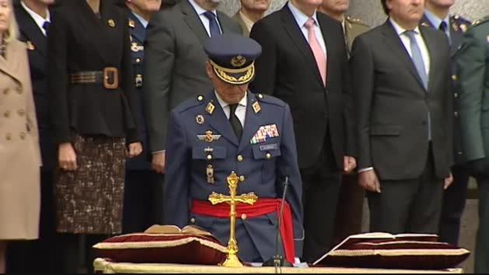Vídeo: Dimite el JEMAD tras la polémica de las vacunas contra la COVID-19 en las Fuerzas Armadas