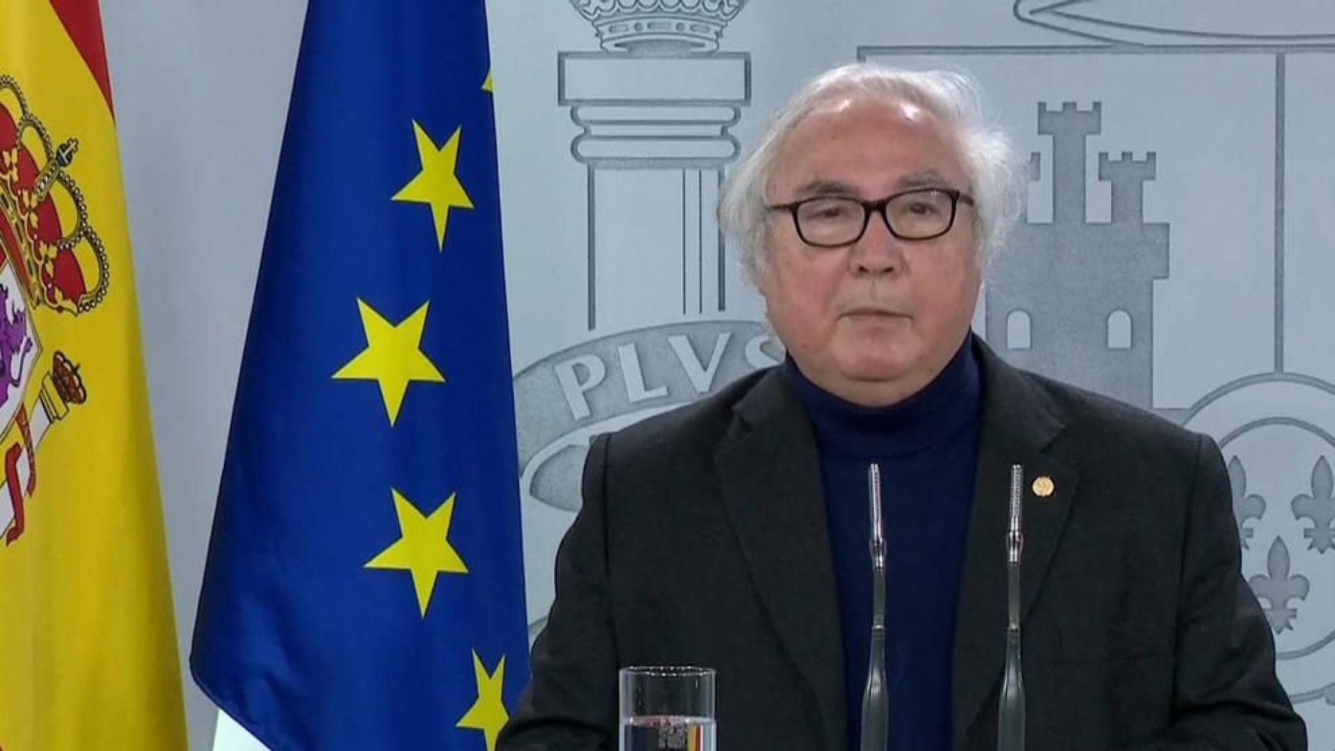 El ministro de Universidades, Manuel Castells, durante la rueda de prensa telemática