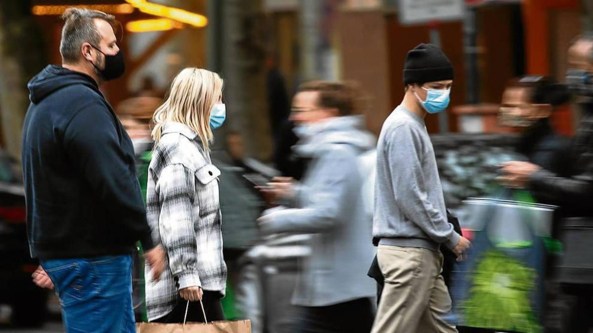 Se reabre el debate sobre el tipo de mascarillas por las variantes del covid