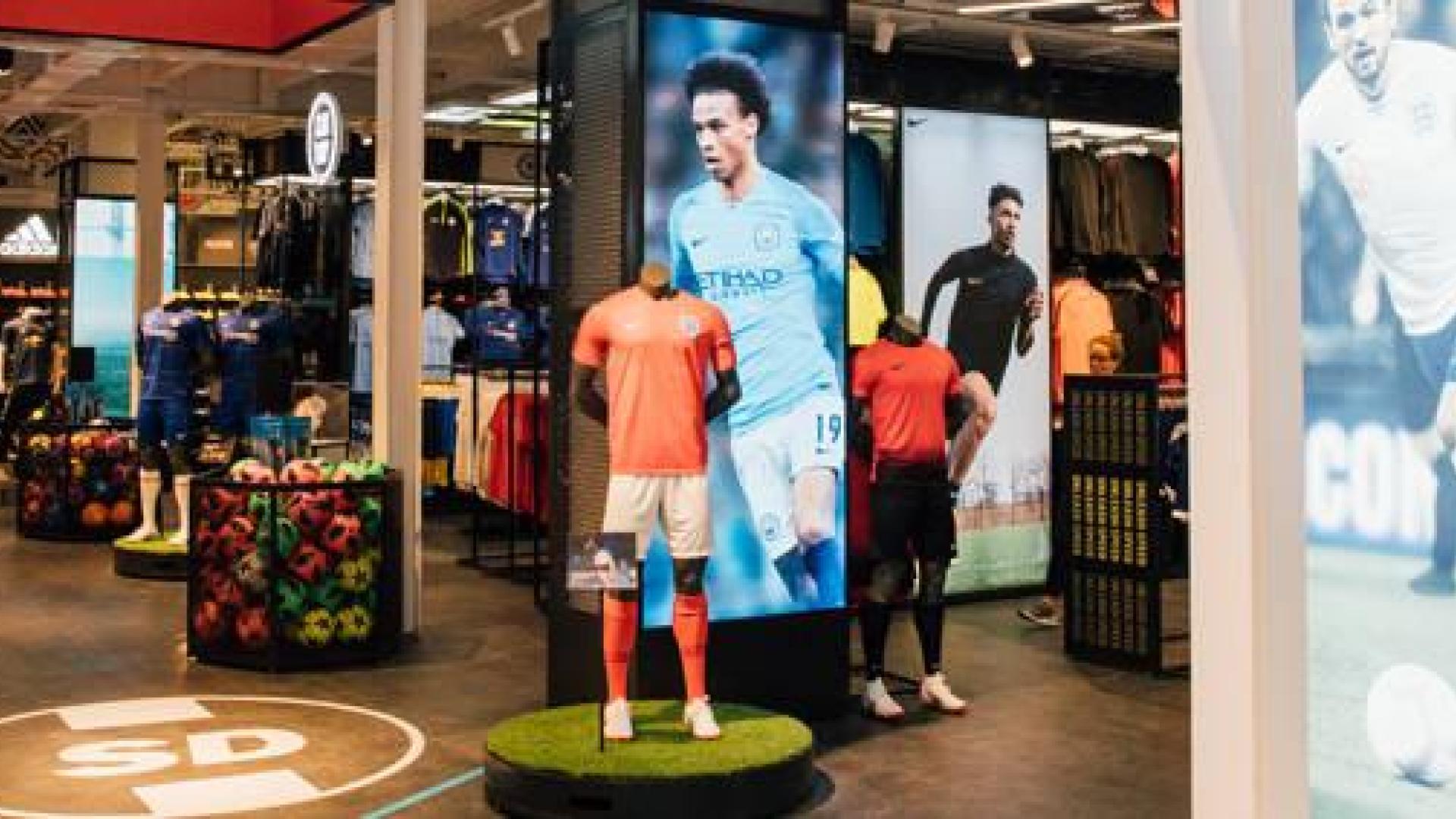 Sport Direct inaugura su tienda en el Centro Comercial Iruña