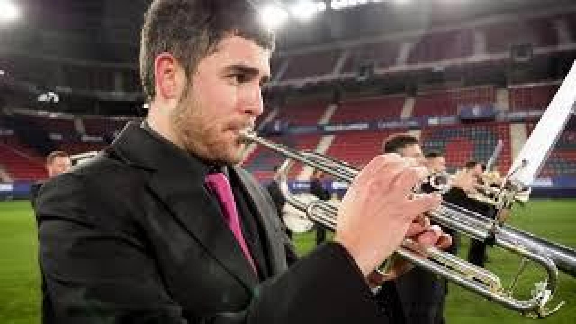 Vídeo: La Banda Joven de Marcilla interpreta el Himno de Osasuna en El Sadar
