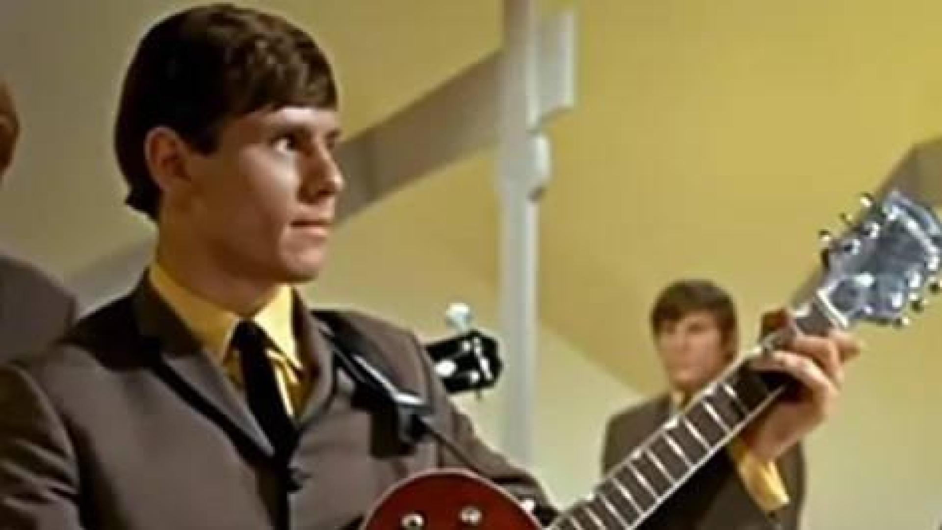 Hilton Valentine, en una imagen del vídeo de 'The house of the rising sun' con The Animals.