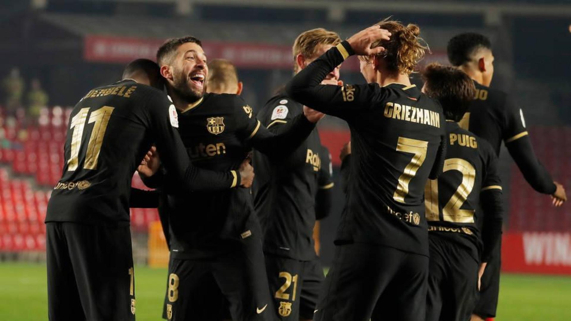Un épico Barça remonta en Granada y se mete en semifinales (3-5)