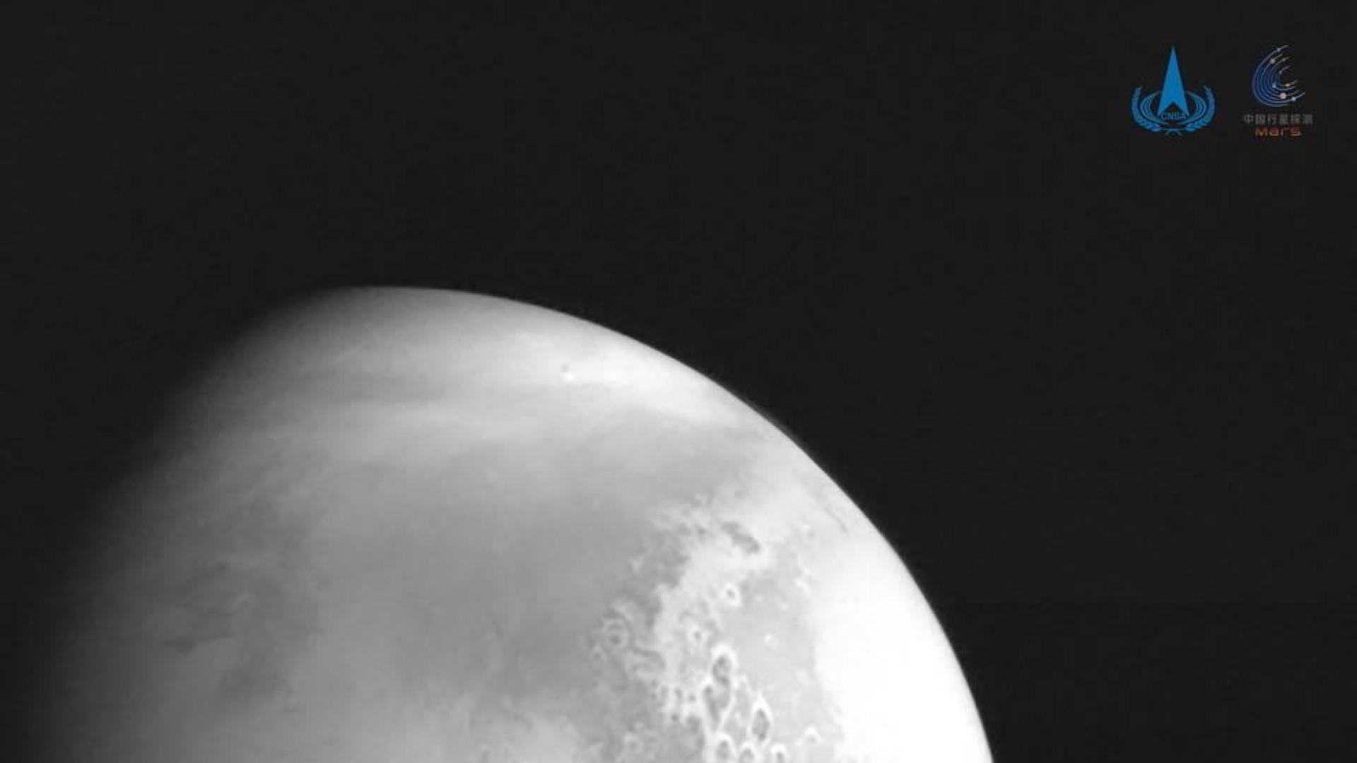 La sonda china manda una fotografía de Marte a 2,2 millones de kilómetros