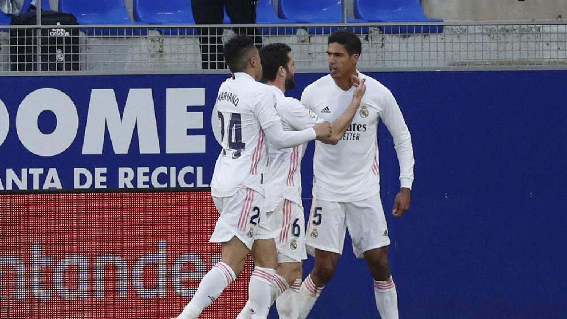 El Real Madrid se mantiene vivo sufriendo en Huesca