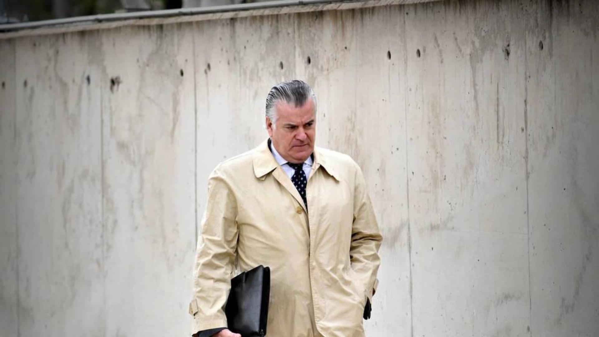 Bárcenas: "He negociado enterrar el hacha de guerra con dos personas del PP"