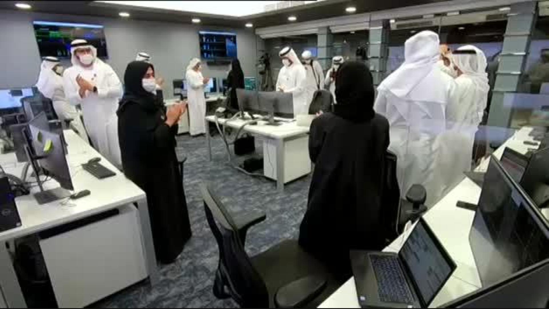 Entra en la órbita de Marte un satélite de observación de Emiratos Arabes Unidos