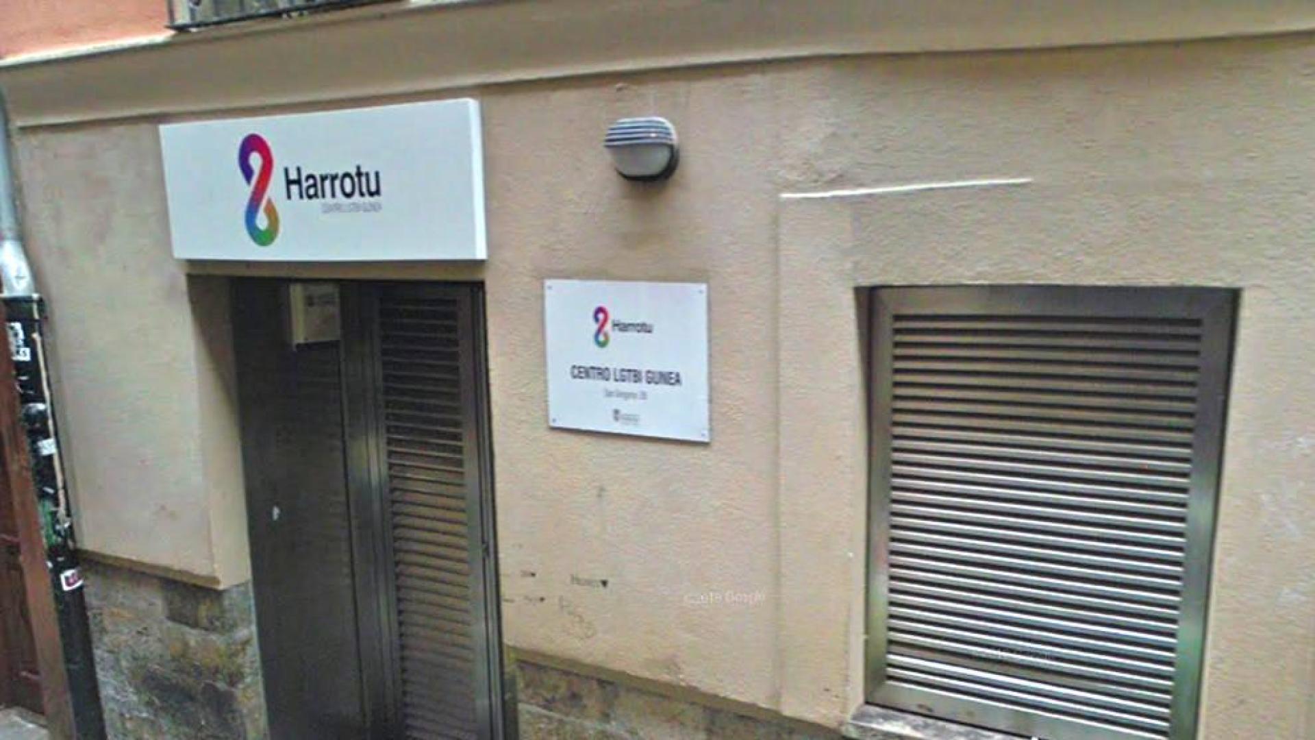 Exterior del centro Harrotu.