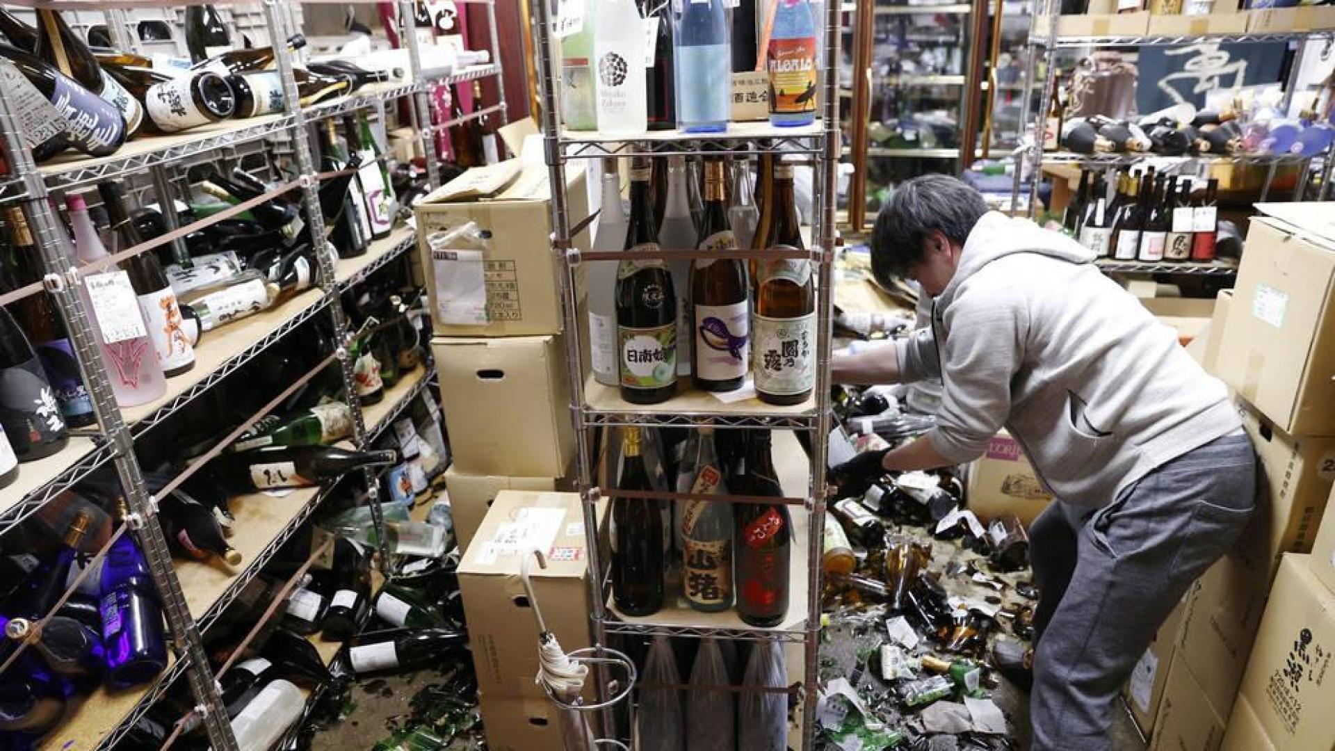 El terremoto registrado cerca de Fukushima deja al menos 146 heridos y cortes eléctricos