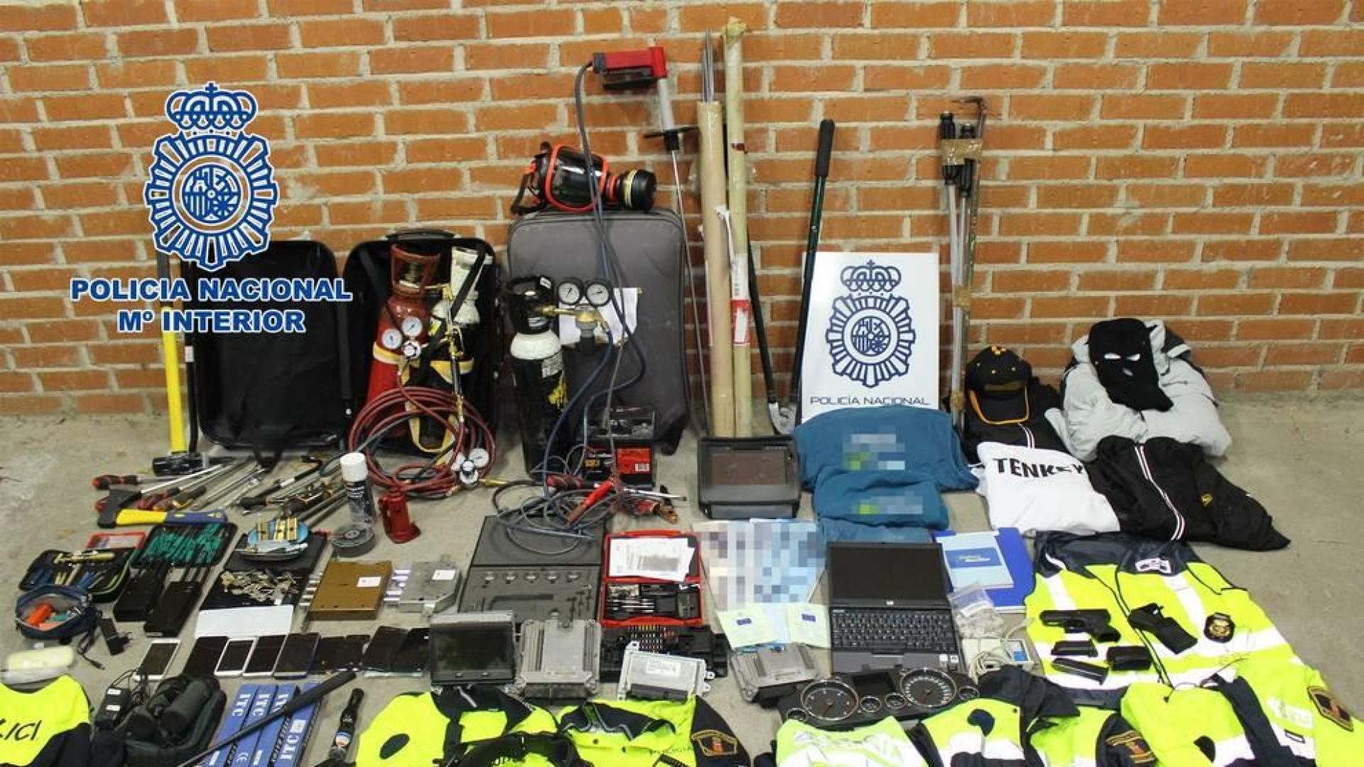 Desarticulada una banda experta en robar en cajas fuertes de empresas