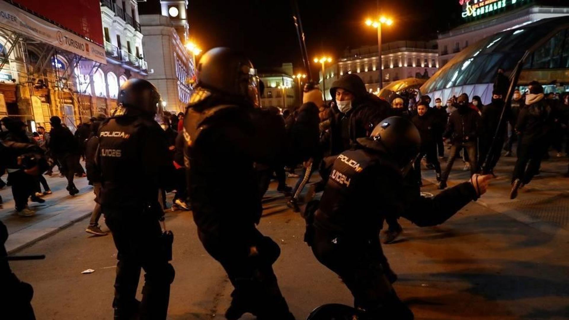 Nuevos altercados en las protestas por Pablo Hasel en Cataluña y Madrid