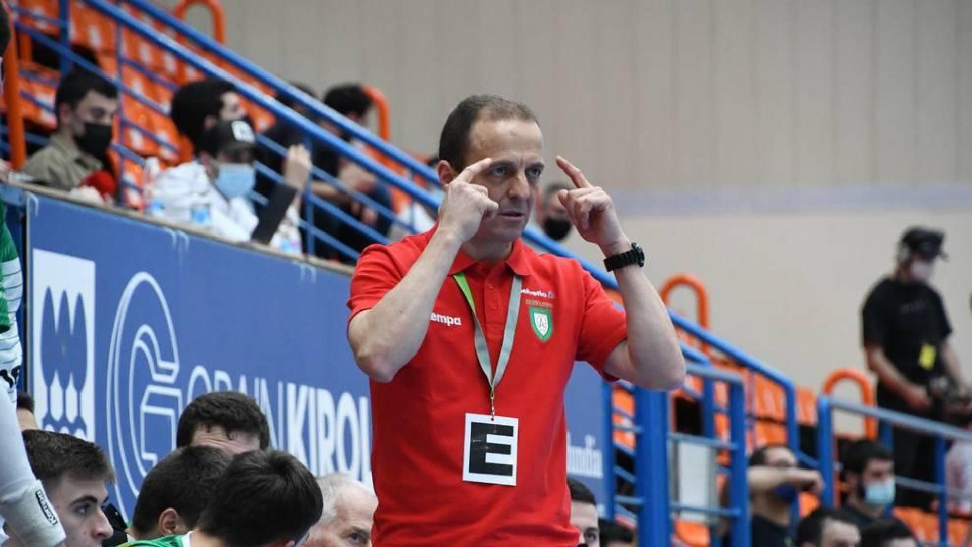 “Si dijera lo que pienso, seguramente me sancionarían. No lo voy a decir”