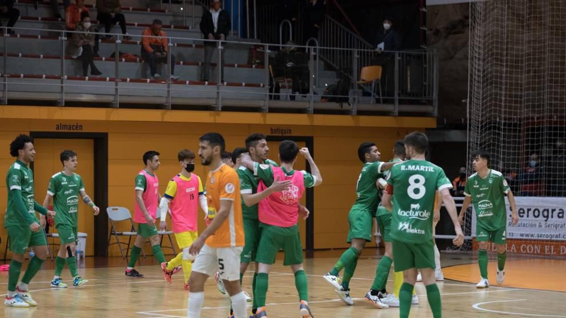 Un gol de Fabinho en el minuto 39 decide el derbi navarro, que el Aspil controló