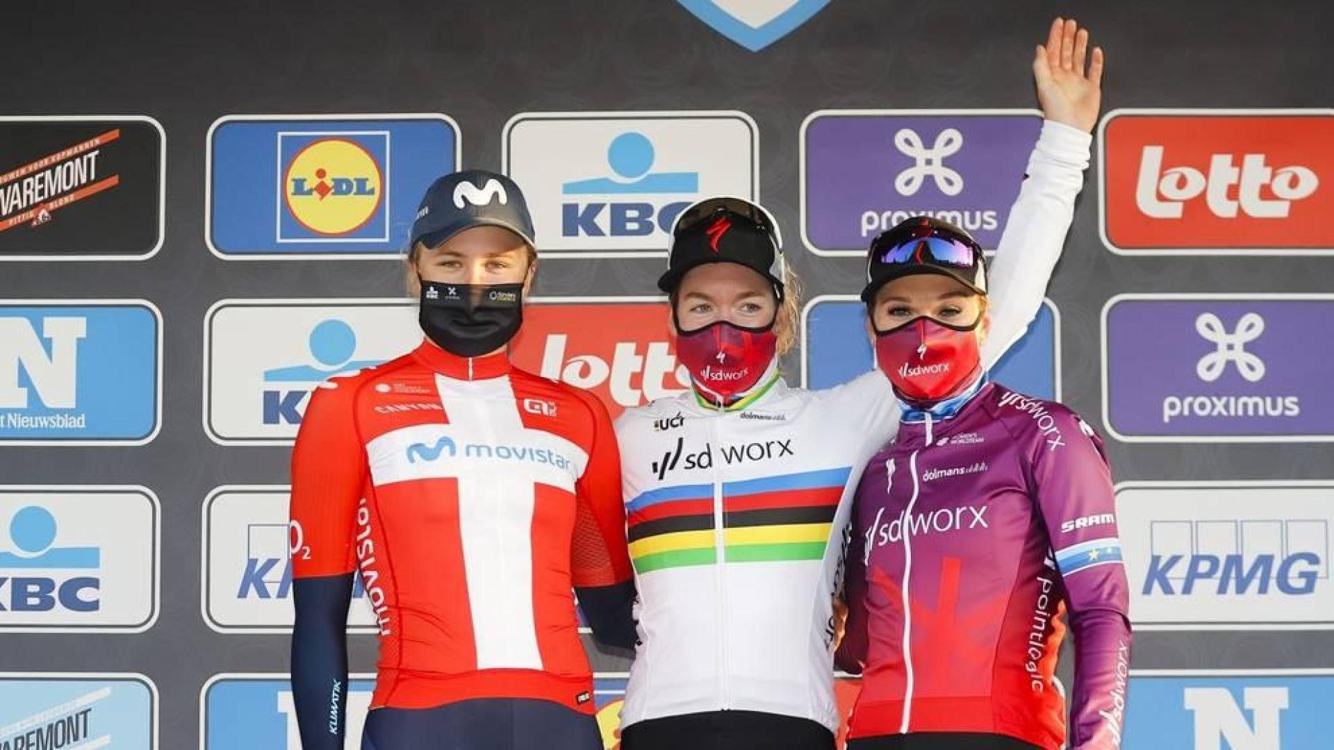 La joven danesa Norsgaard (Movistar Team), segunda en el Omloop Het Nieuwsblad
